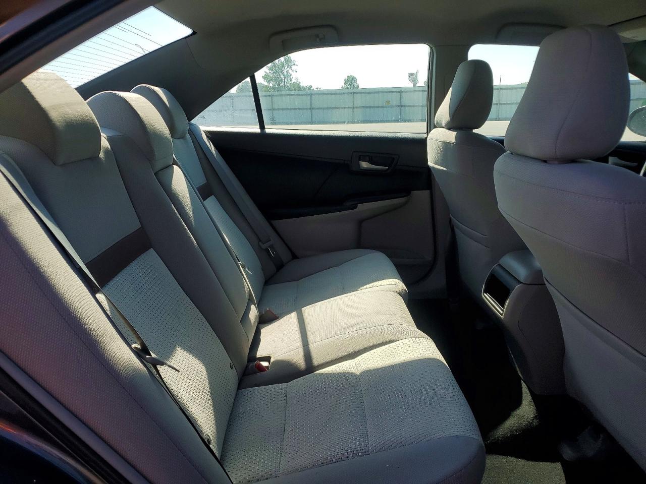 2012 Toyota Camry Le Blue vin: 4T4BF1FK6CR207951