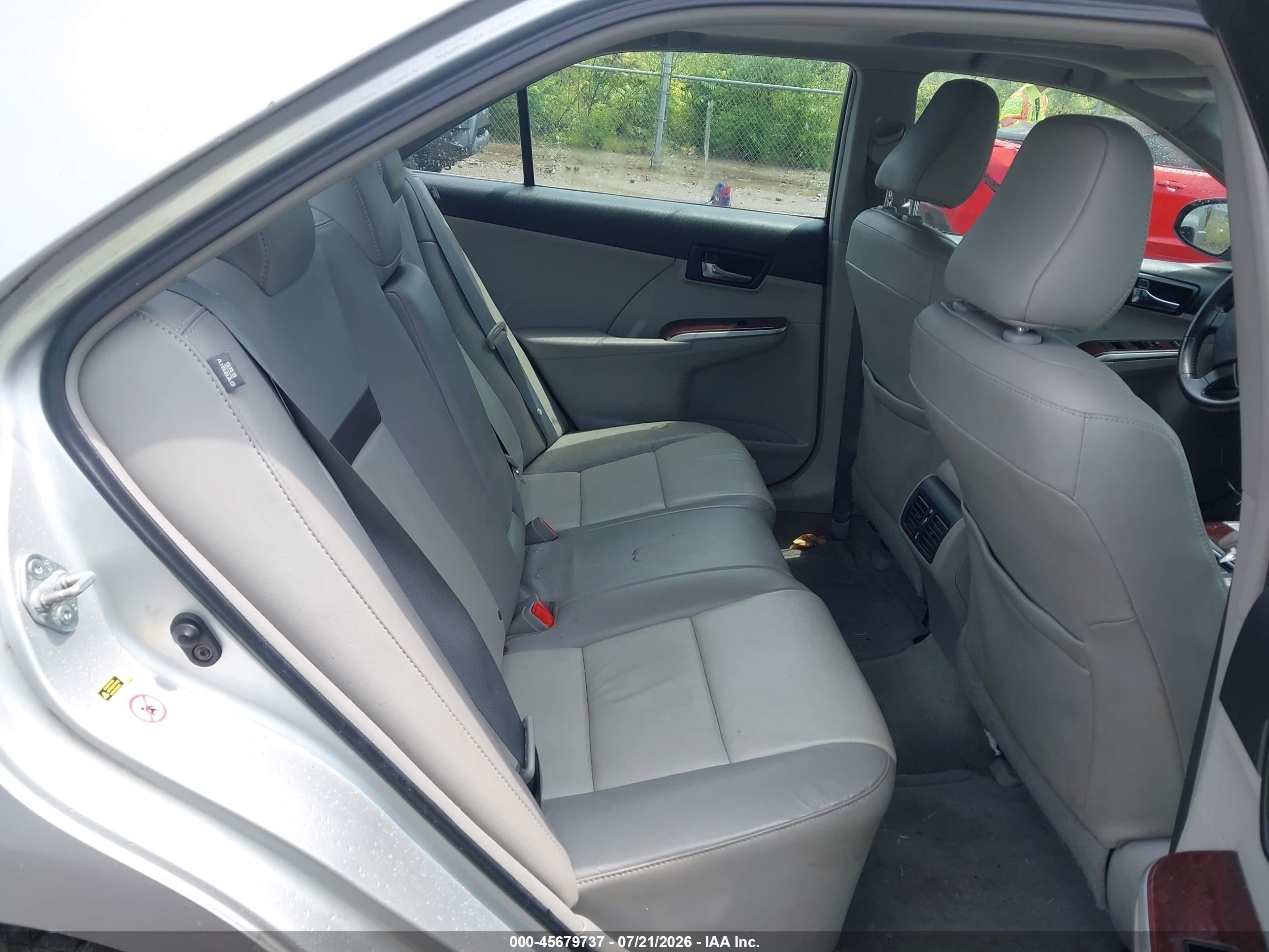2012 Toyota Camry Xle Silver vin: 4T4BF1FK6CR220800