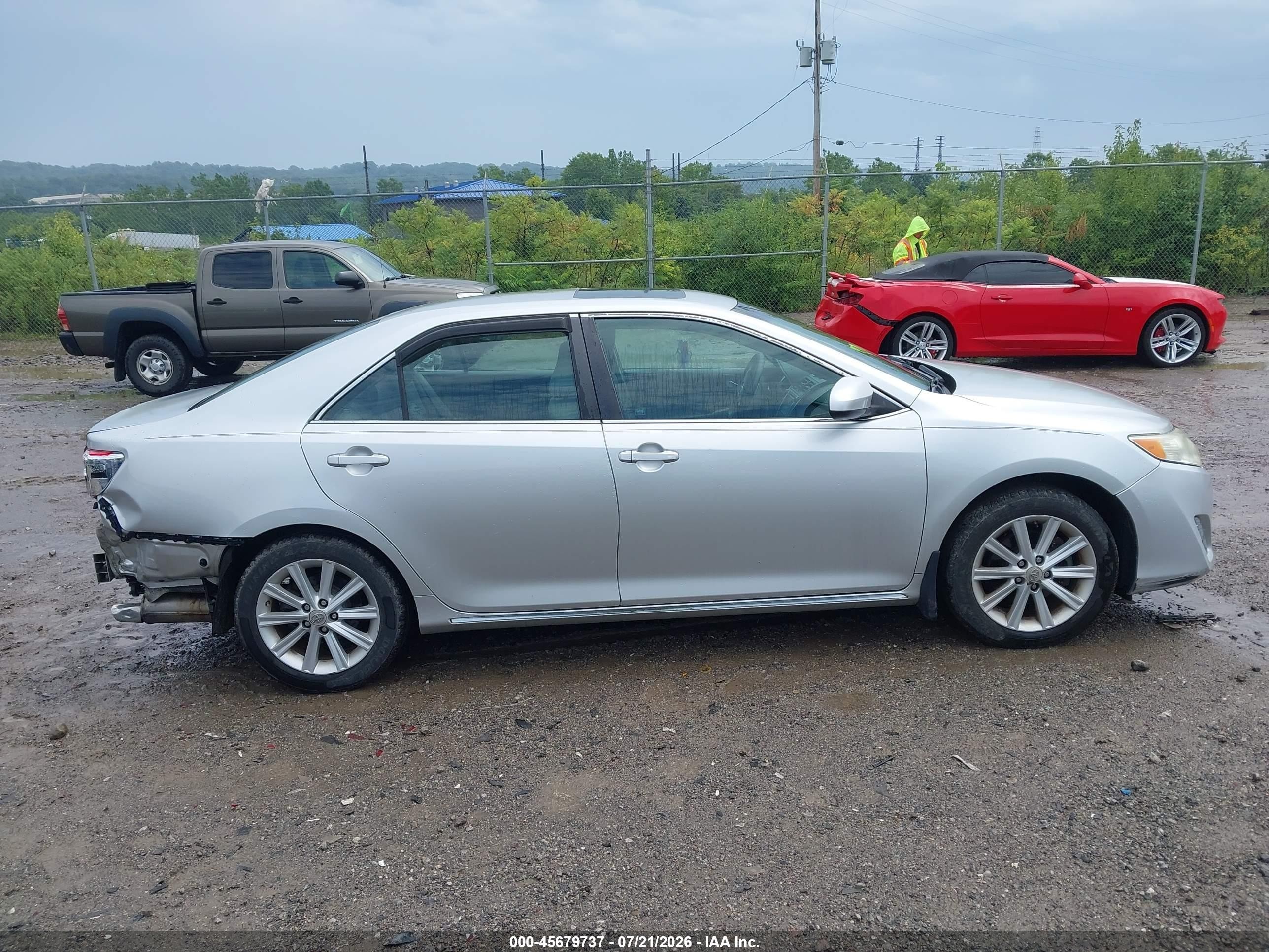 2012 Toyota Camry Xle Silver vin: 4T4BF1FK6CR220800
