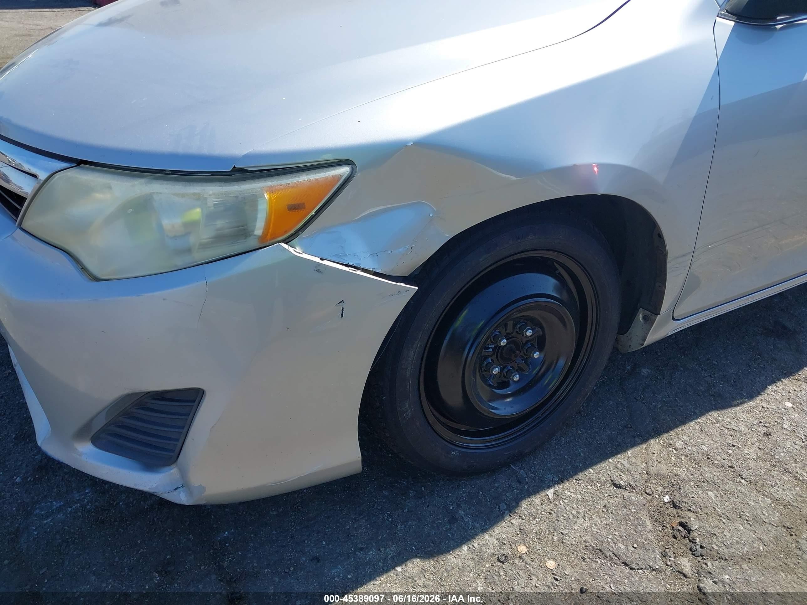 2012 Toyota Camry Le Silver vin: 4T4BF1FK6CR249519