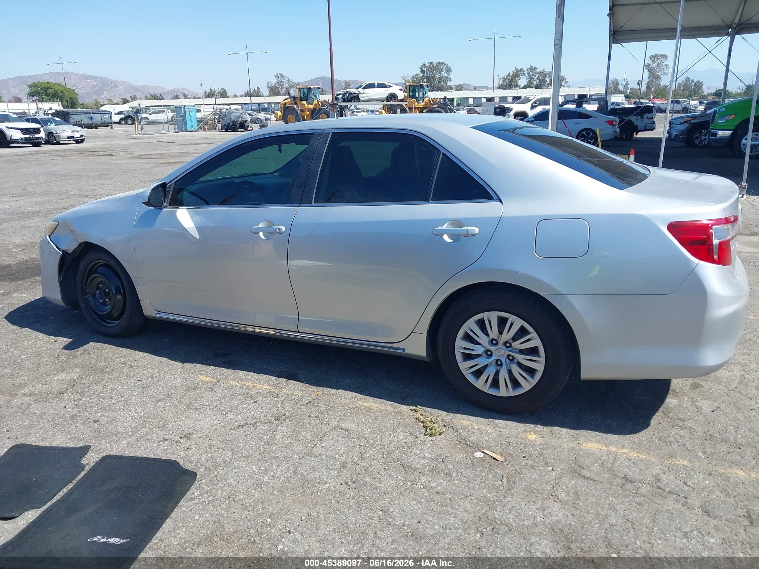2012 Toyota Camry Le Silver vin: 4T4BF1FK6CR249519