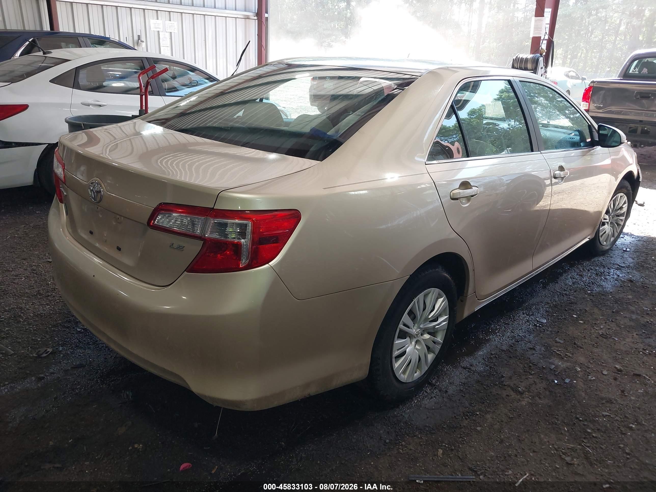 2012 Toyota Camry Le Beige vin: 4T4BF1FK6CR264425