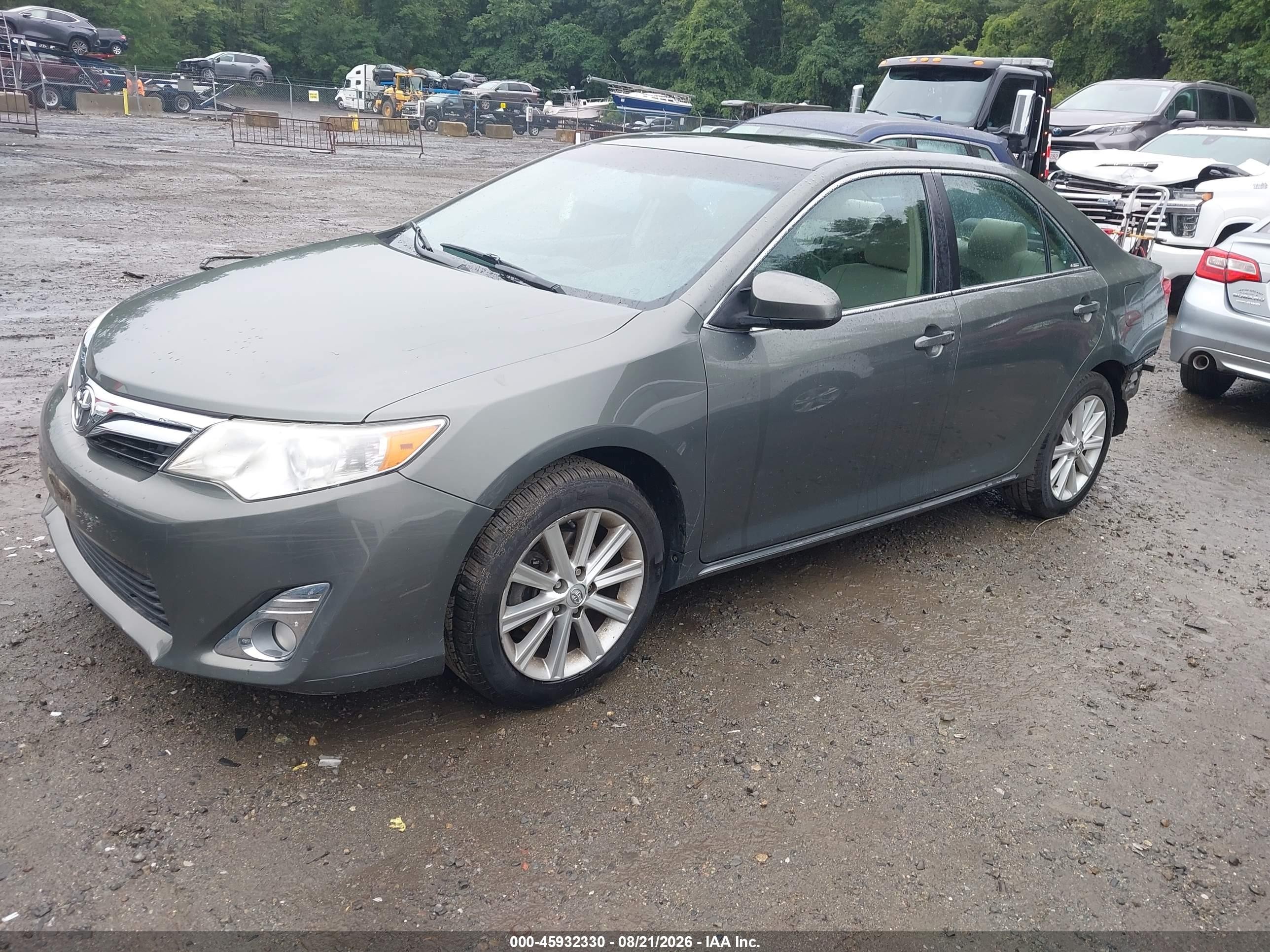 2013 Toyota Camry Xle Green vin: 4T4BF1FK6DR331493