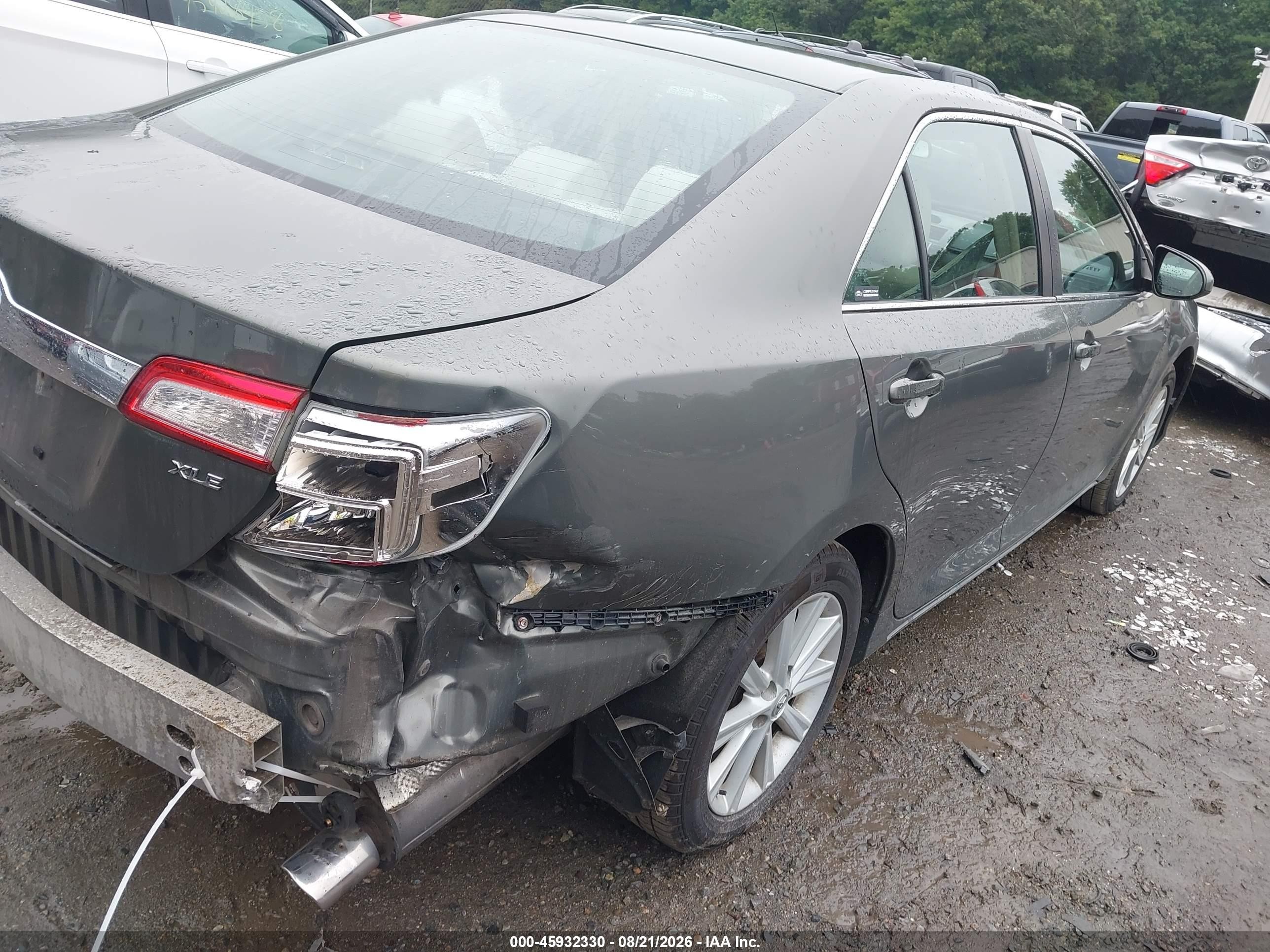 2013 Toyota Camry Xle Green vin: 4T4BF1FK6DR331493