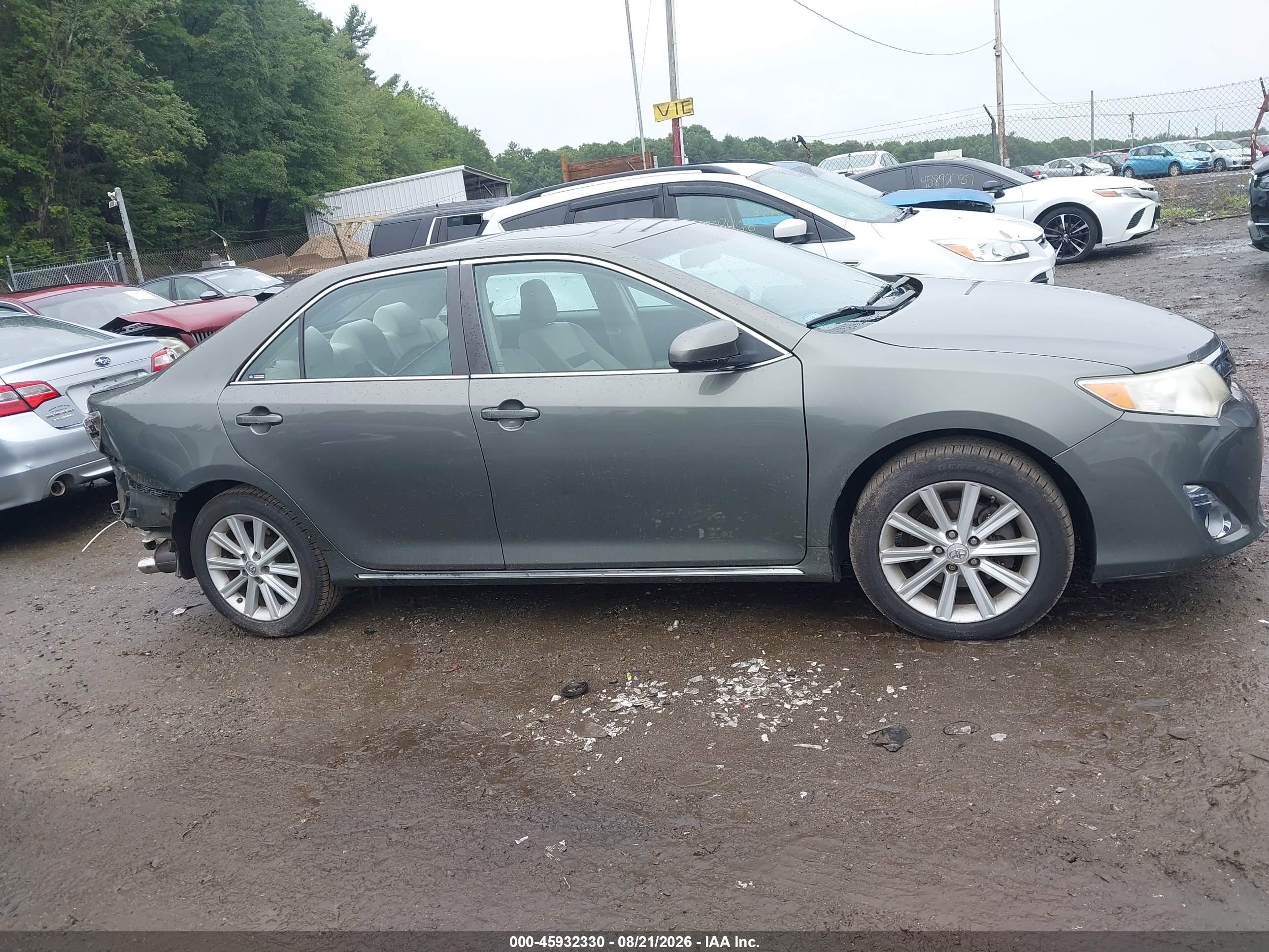 2013 Toyota Camry Xle Green vin: 4T4BF1FK6DR331493