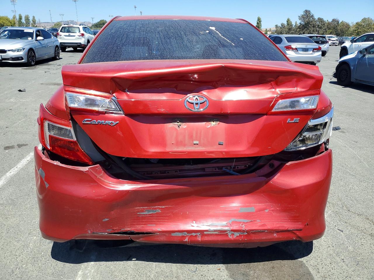 2013 Toyota Camry Le Red vin: 4T4BF1FK6DR333857
