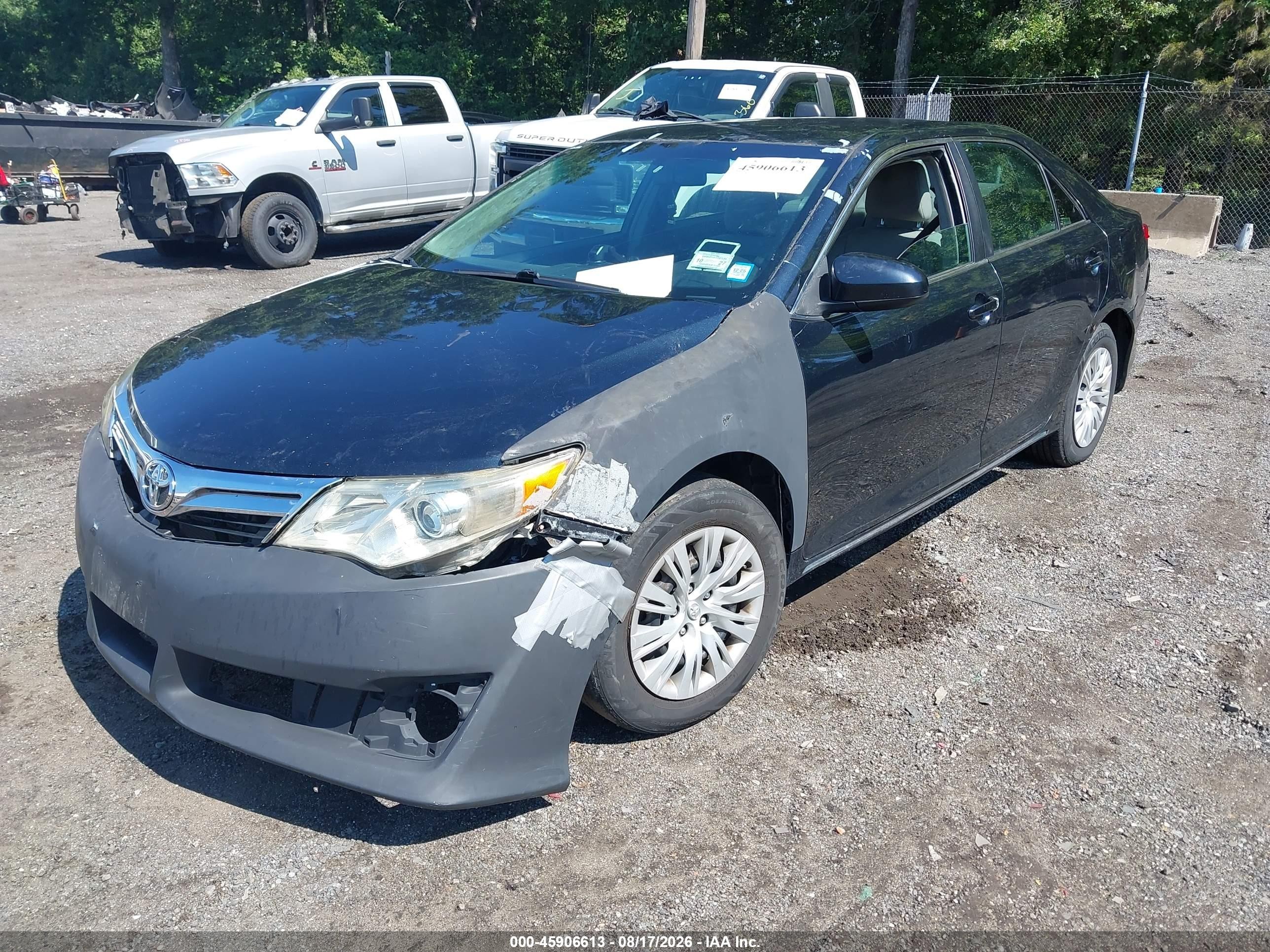 2014 Toyota Camry Le Blue vin: 4T4BF1FK6ER339465