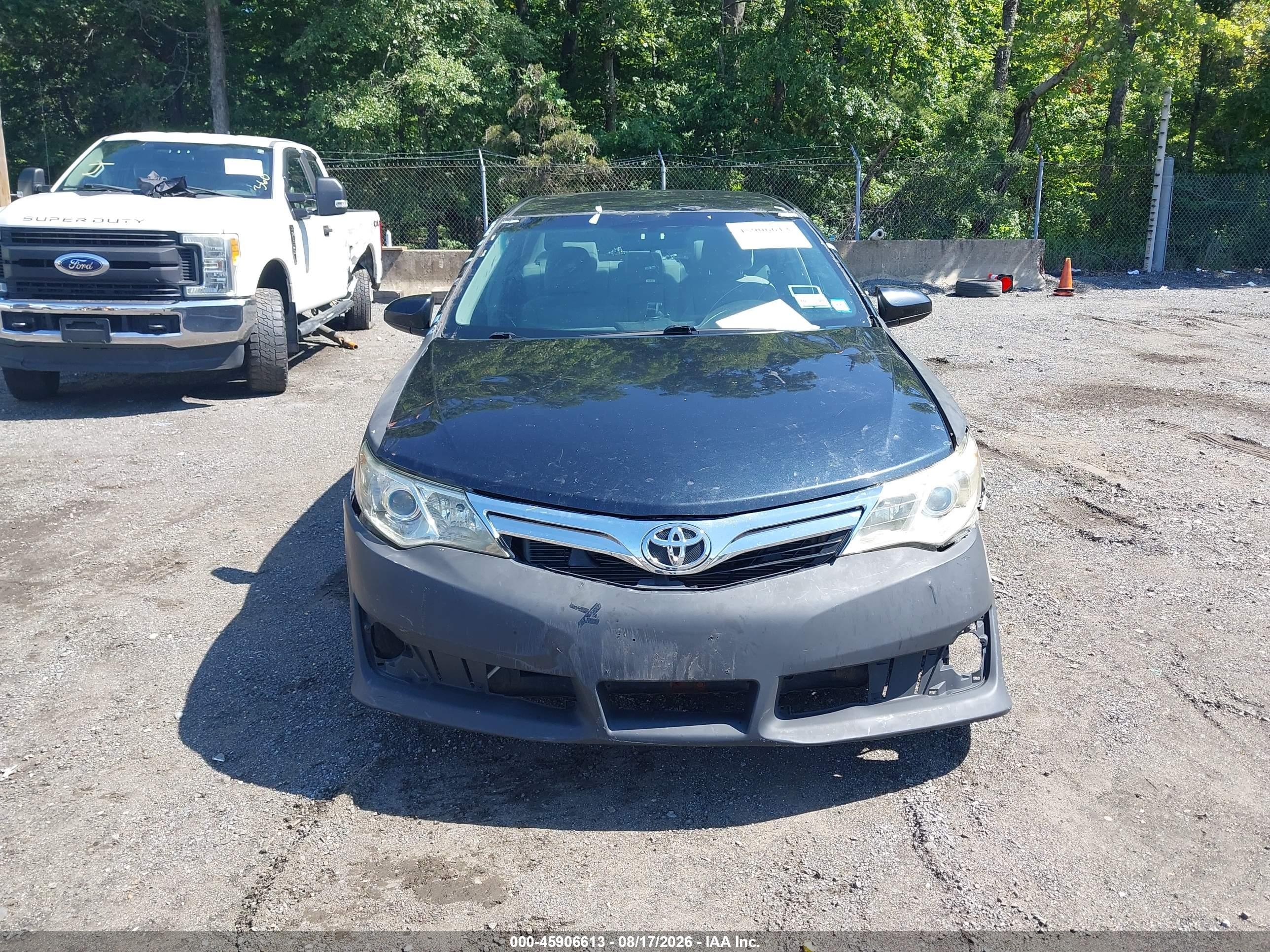 2014 Toyota Camry Le Blue vin: 4T4BF1FK6ER339465
