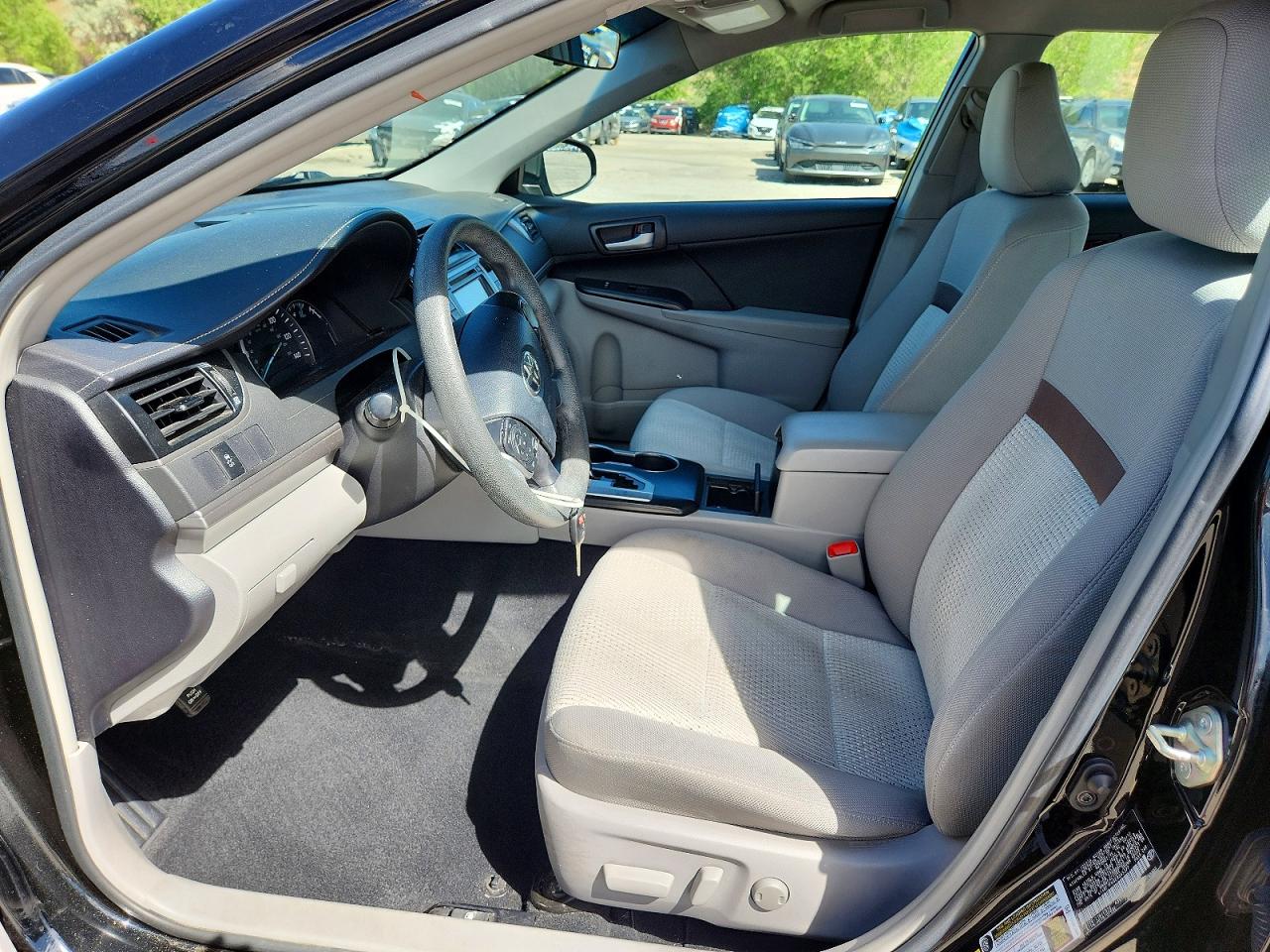 2014 Toyota Camry Le Black vin: 4T4BF1FK6ER345377