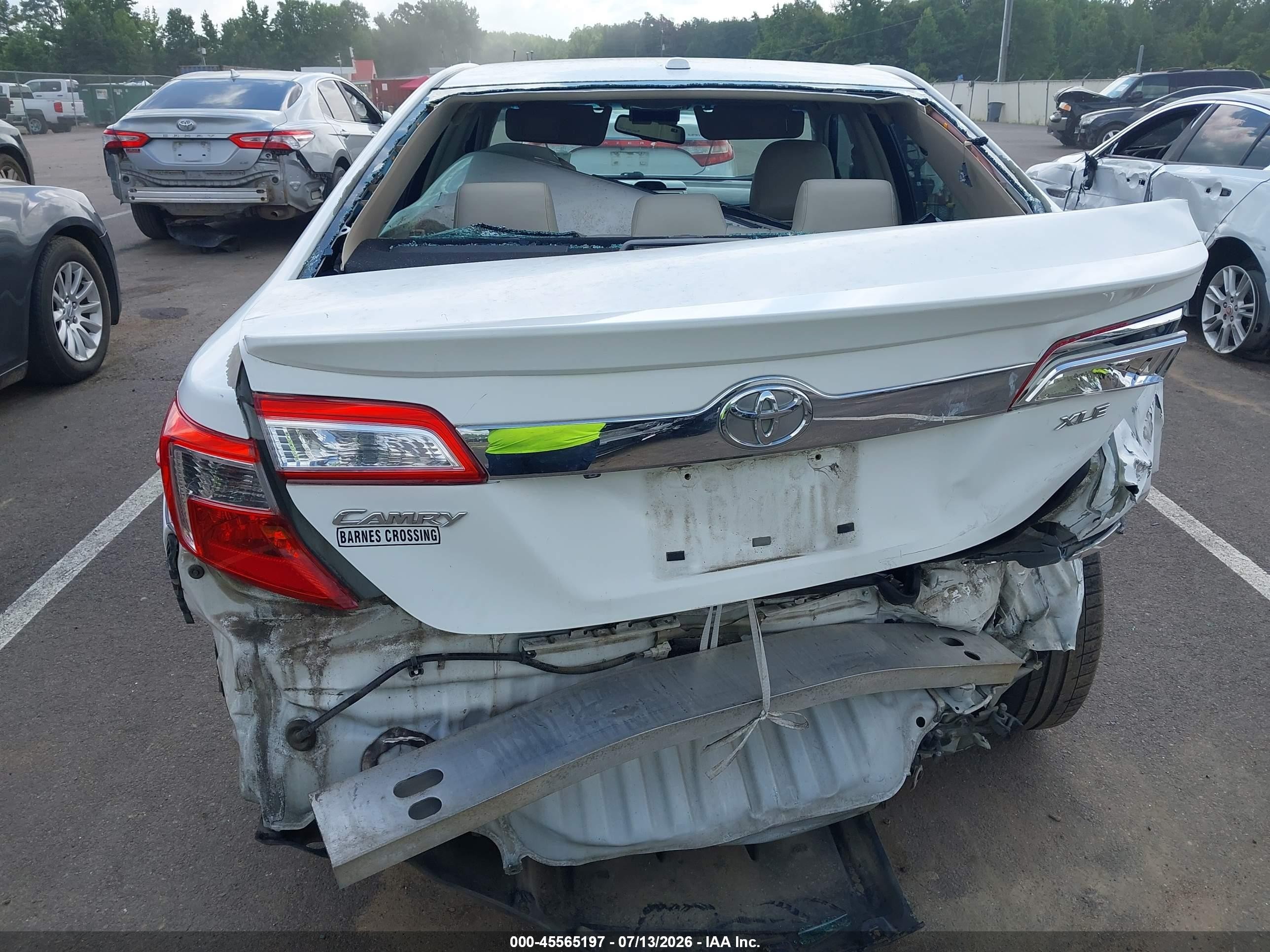 2014 Toyota Camry Xle White vin: 4T4BF1FK6ER350403