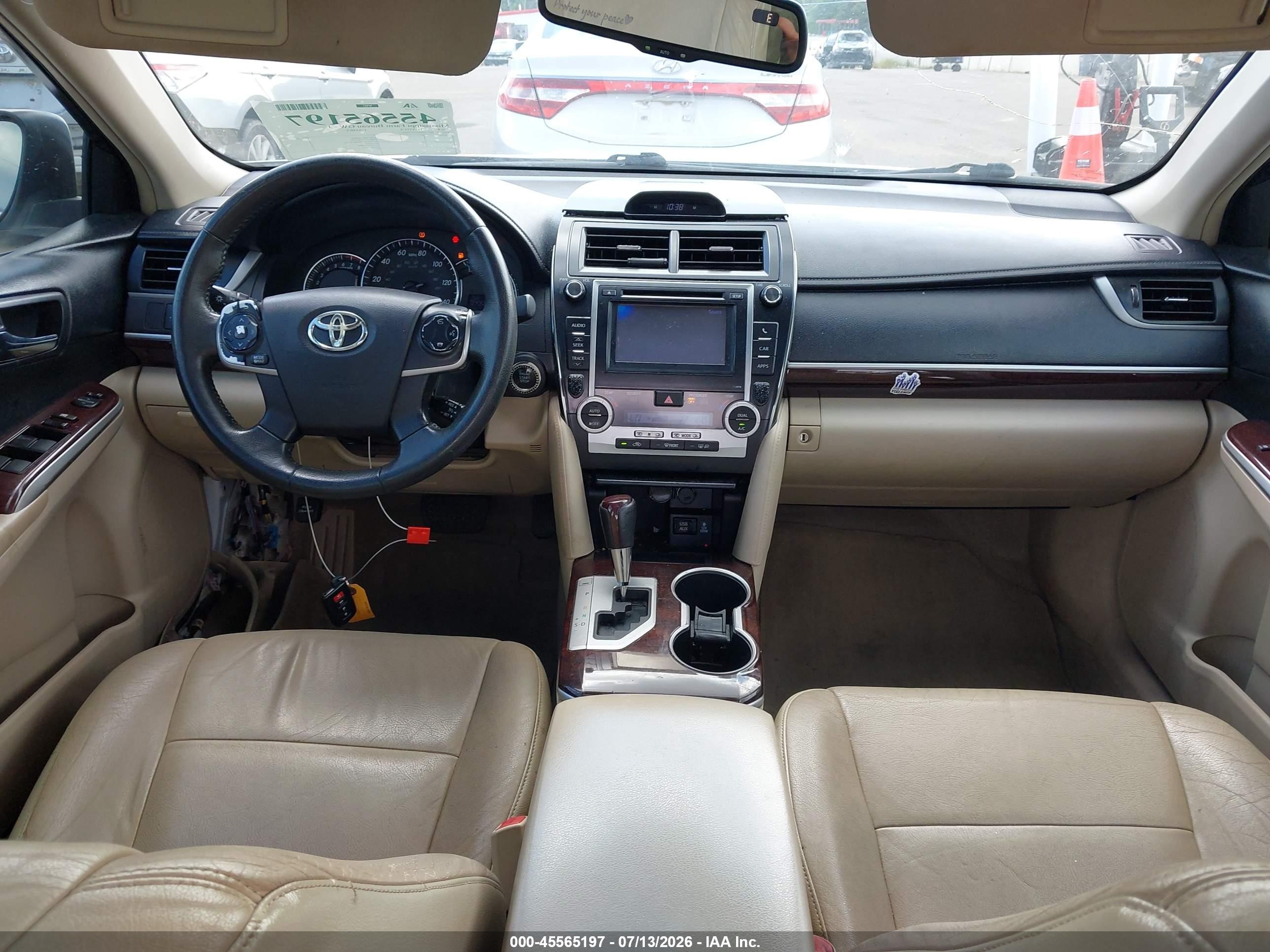 2014 Toyota Camry Xle White vin: 4T4BF1FK6ER350403
