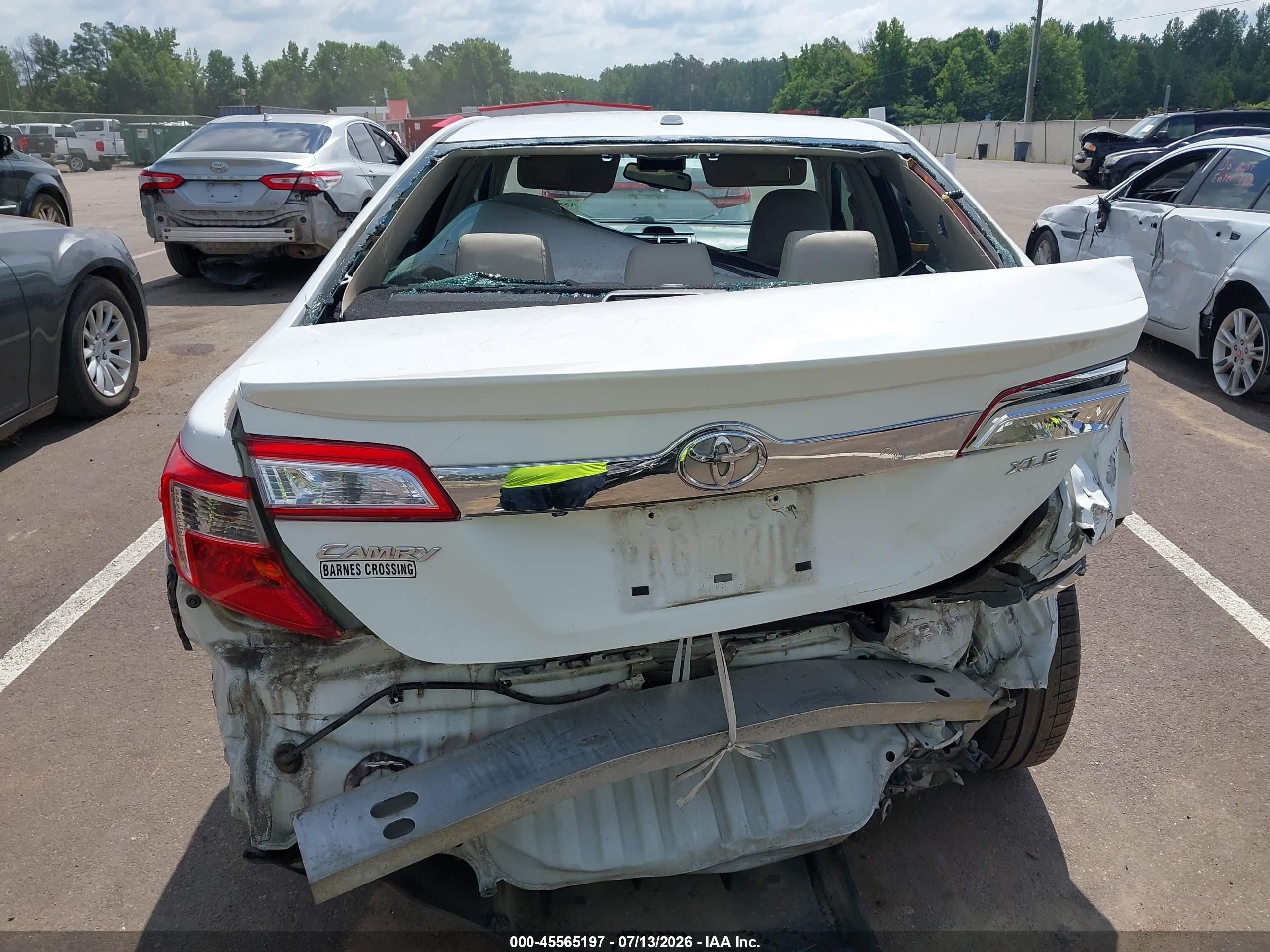 2014 Toyota Camry Xle White vin: 4T4BF1FK6ER350403