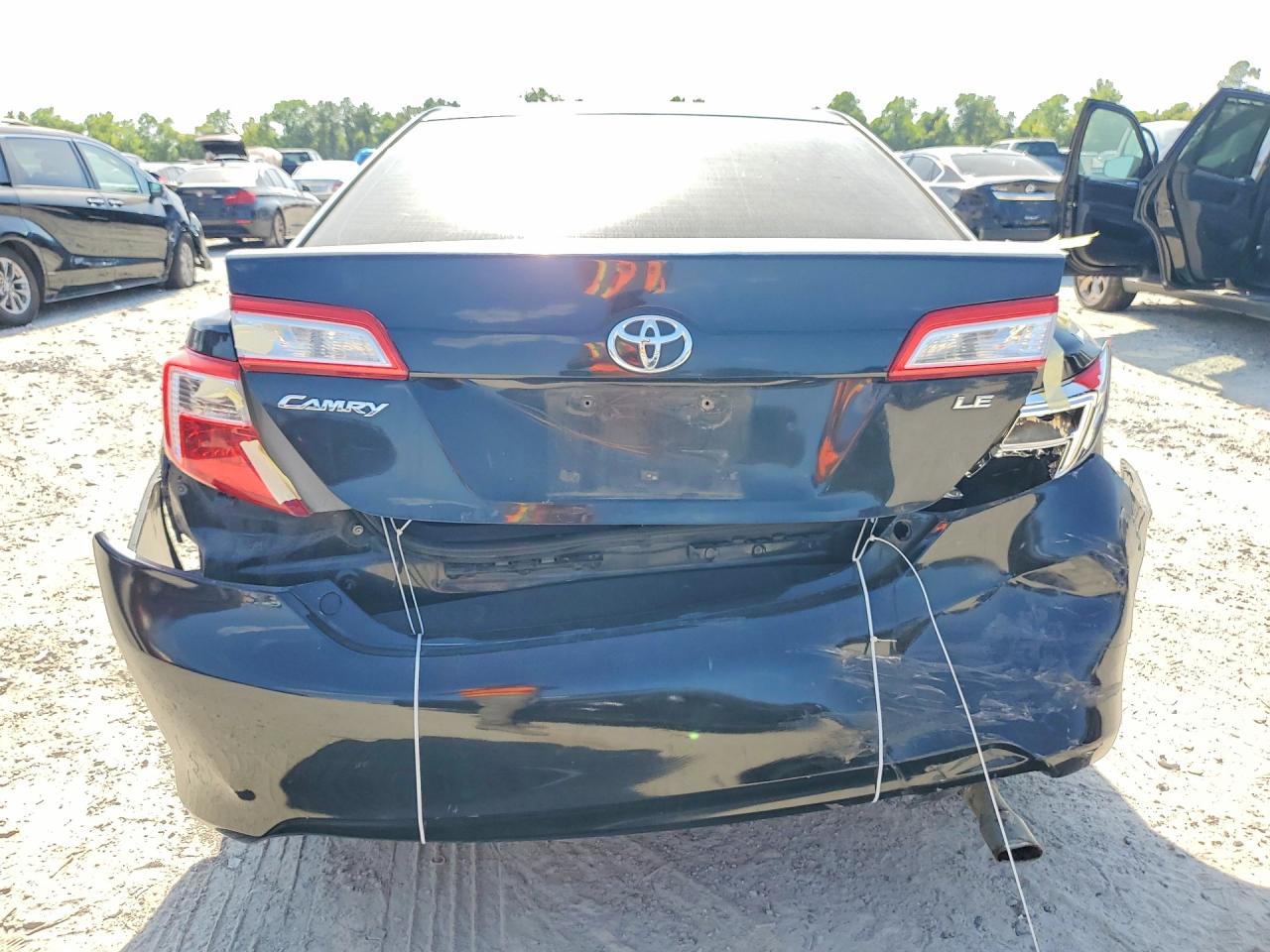2014 Toyota Camry Le Black vin: 4T4BF1FK6ER355469