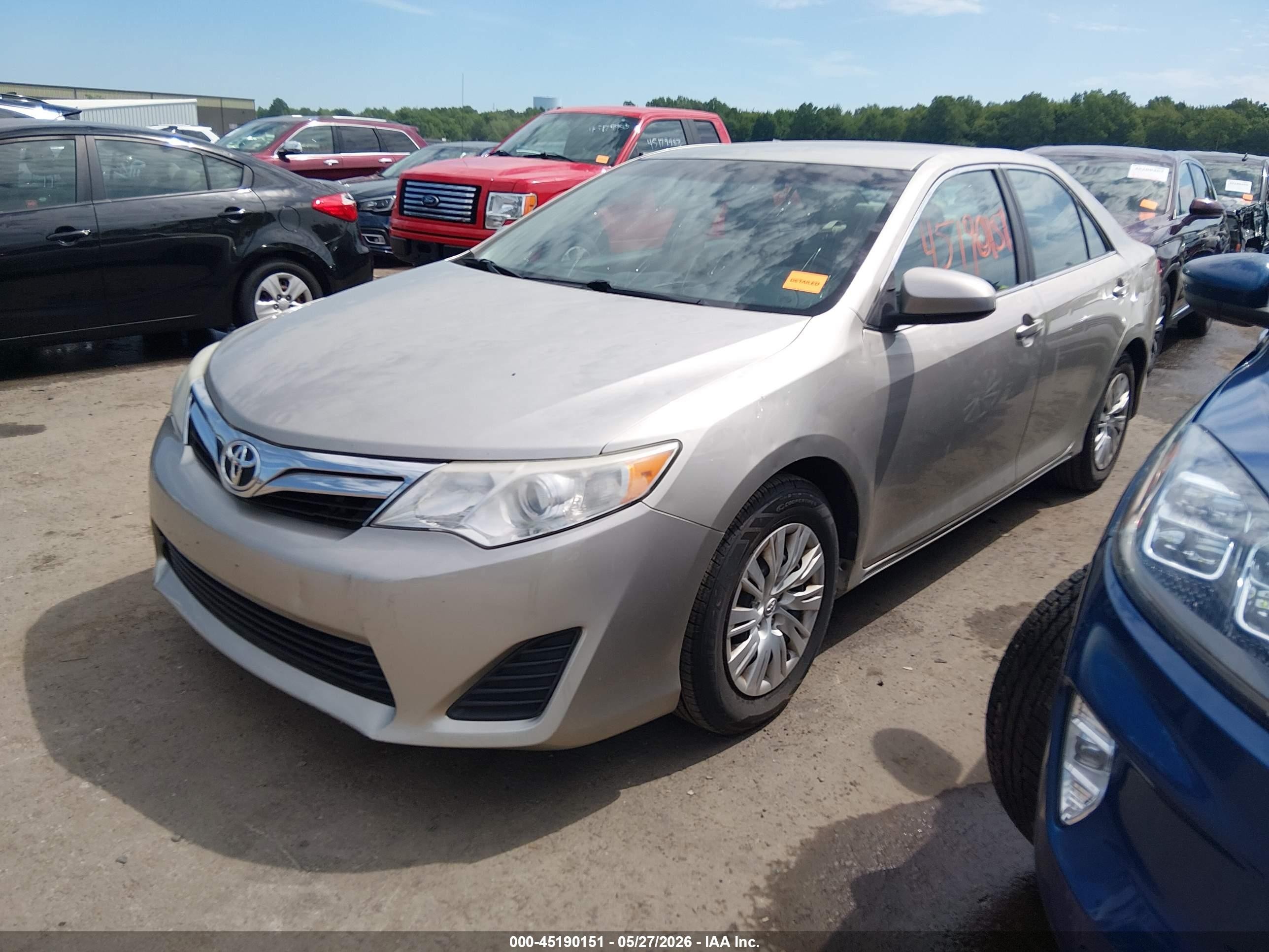 2014 Toyota Camry Le Teal vin: 4T4BF1FK6ER360025