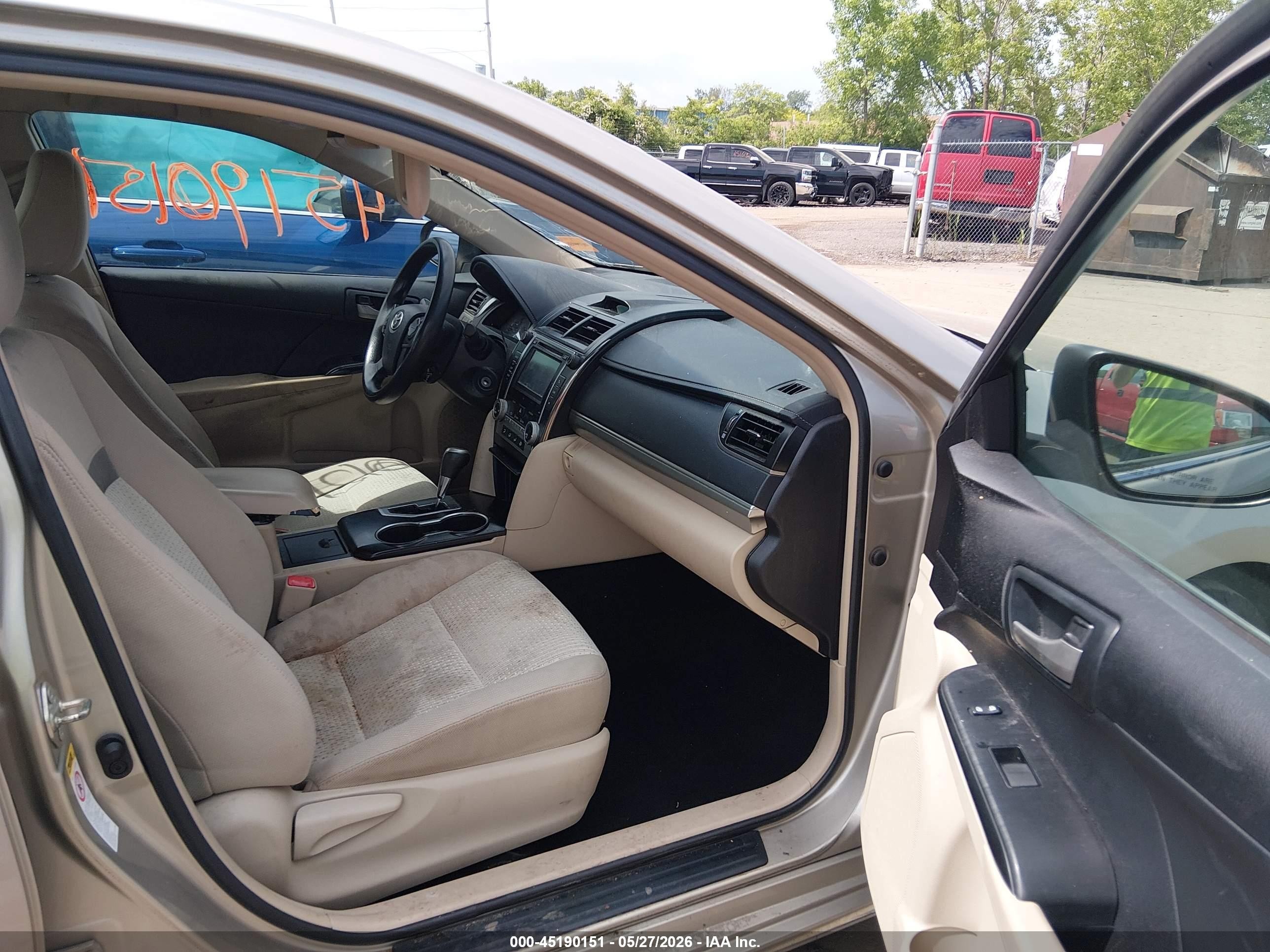2014 Toyota Camry Le Teal vin: 4T4BF1FK6ER360025
