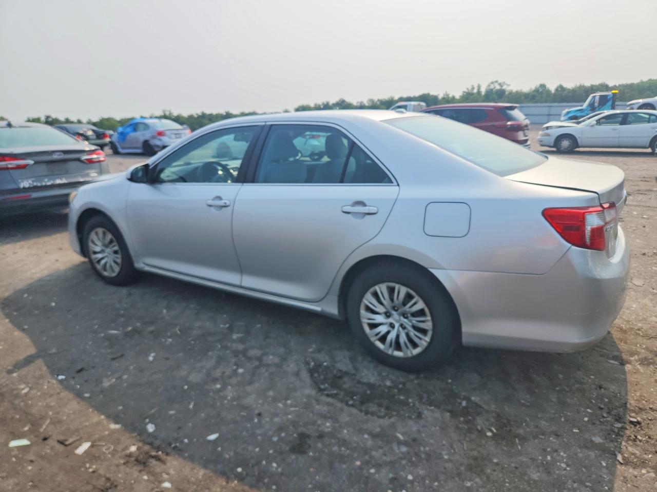 2014 Toyota Camry Le Silver vin: 4T4BF1FK6ER391078