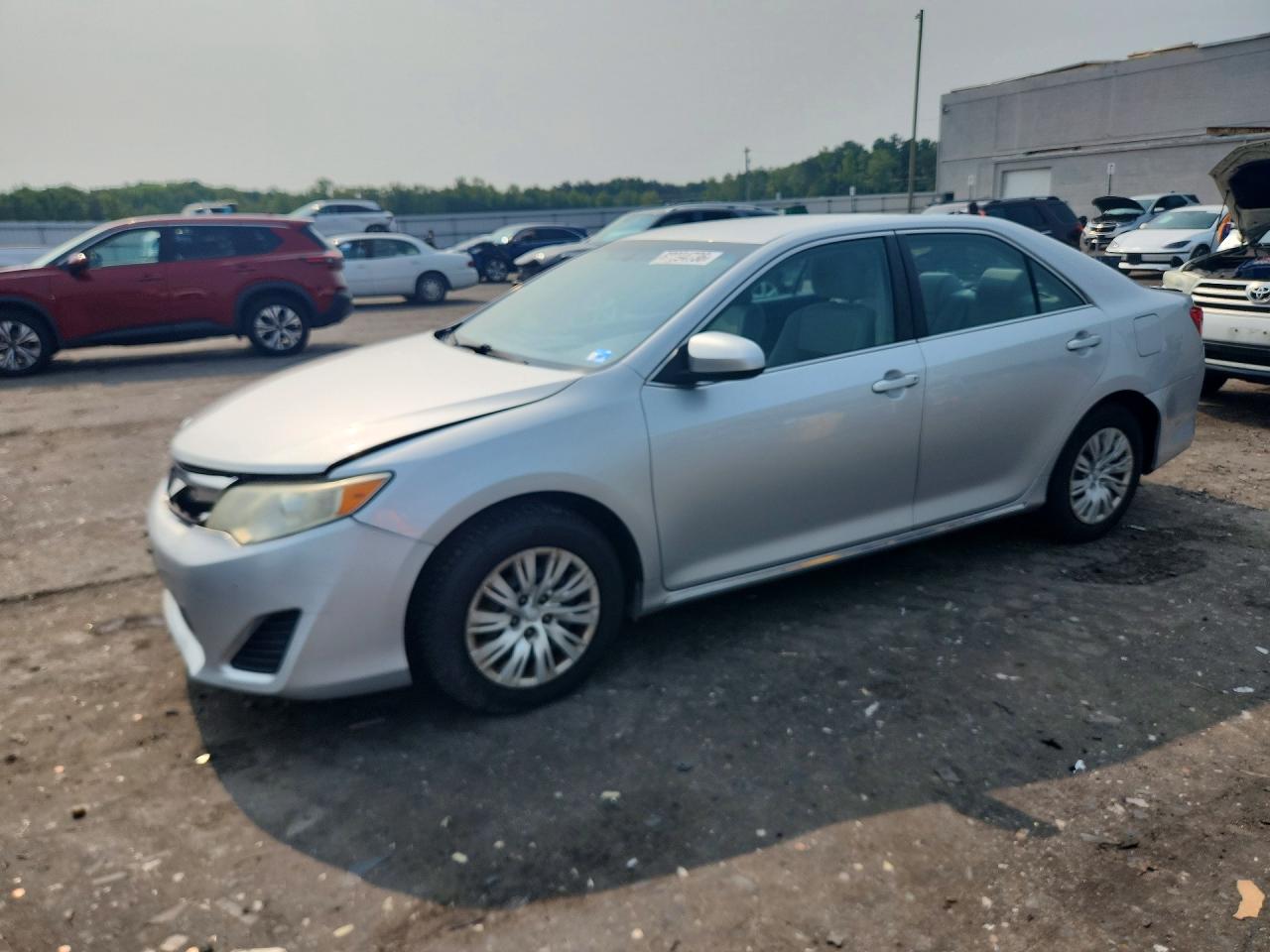 2014 Toyota Camry Le Silver vin: 4T4BF1FK6ER391078