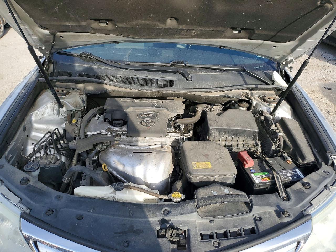 2014 Toyota Camry L Silver vin: 4T4BF1FK6ER391405