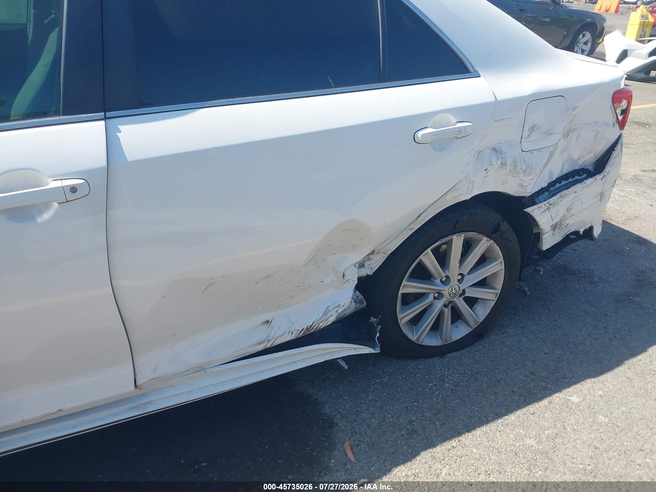 2014 Toyota Camry Xle White vin: 4T4BF1FK6ER393994