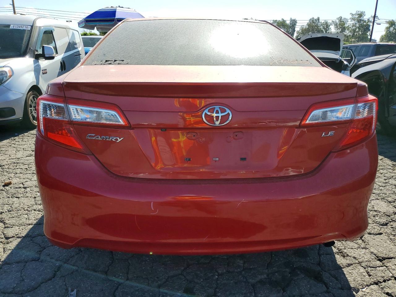2014 Toyota Camry Le Red vin: 4T4BF1FK6ER395664
