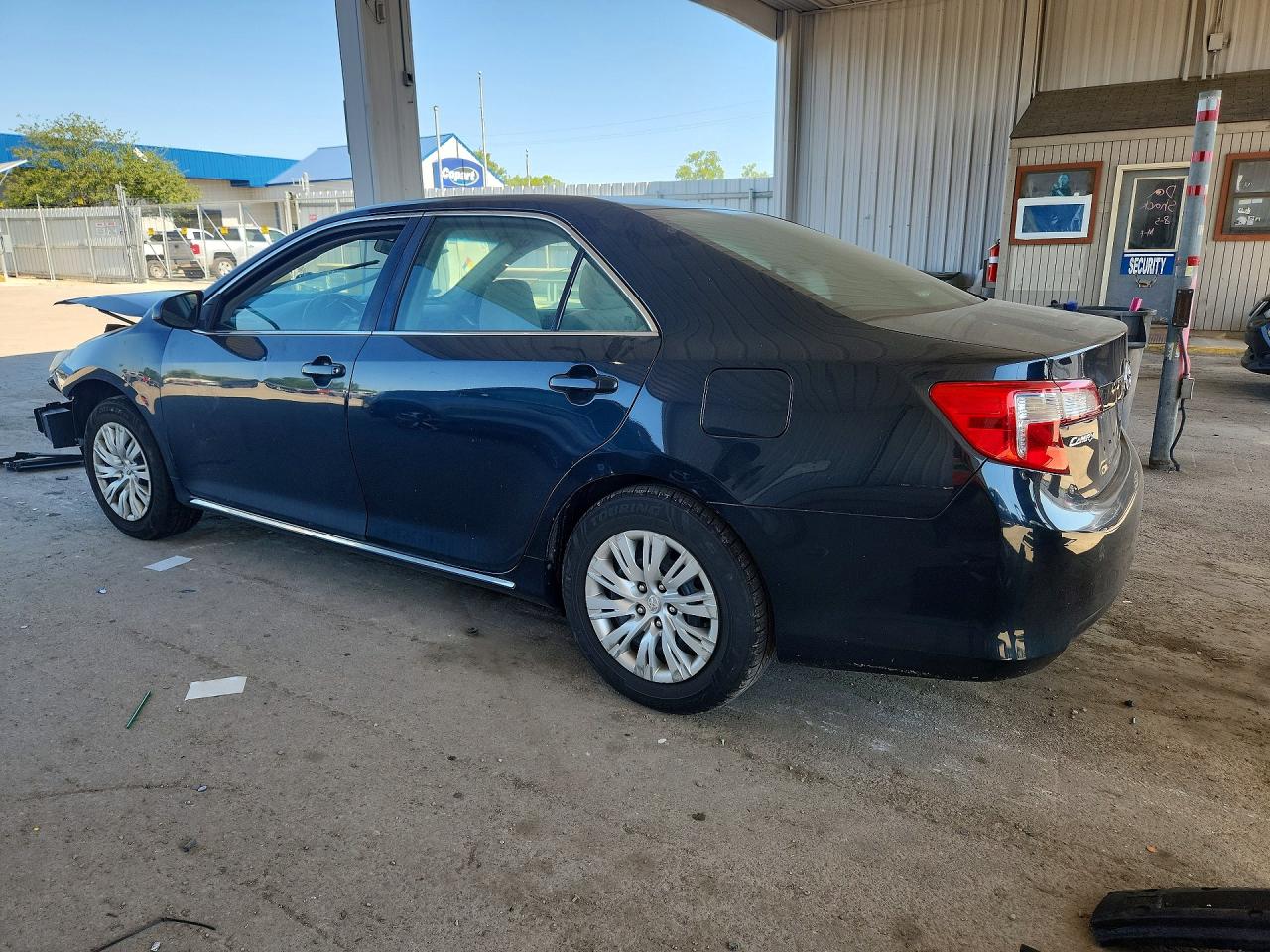 2014 Toyota Camry Le Черный vin: 4T4BF1FK6ER405139