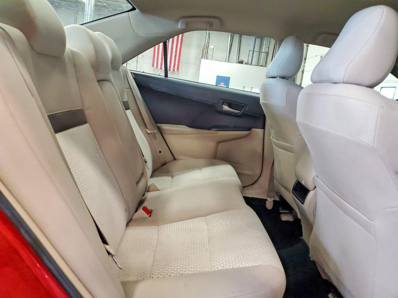 2014 Toyota Camry Le Red vin: 4T4BF1FK6ER413144