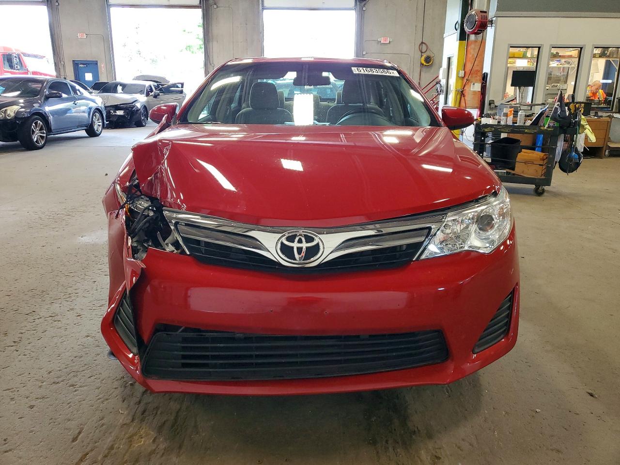 2014 Toyota Camry Le Red vin: 4T4BF1FK6ER413144