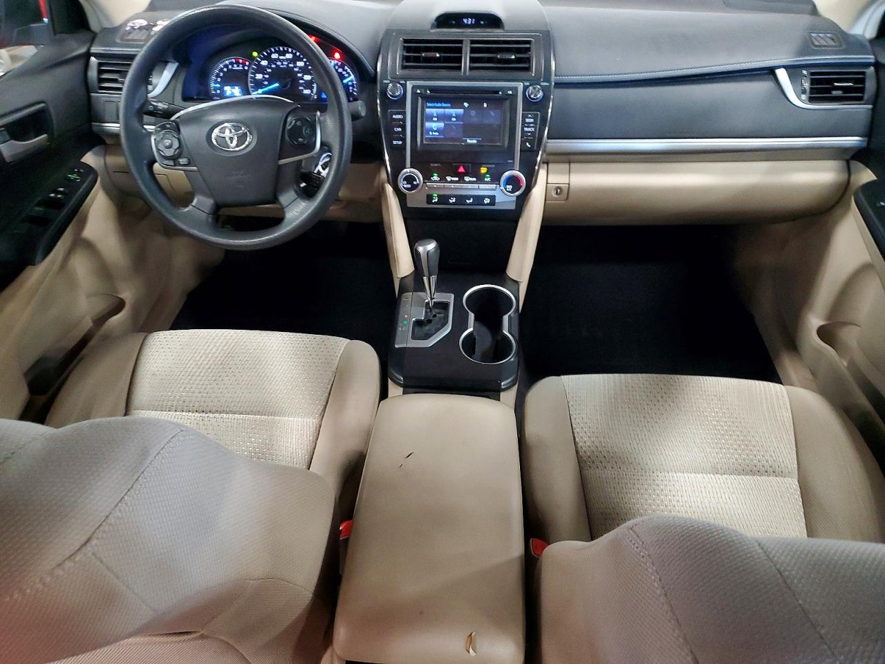 2014 Toyota Camry Le Red vin: 4T4BF1FK6ER413144
