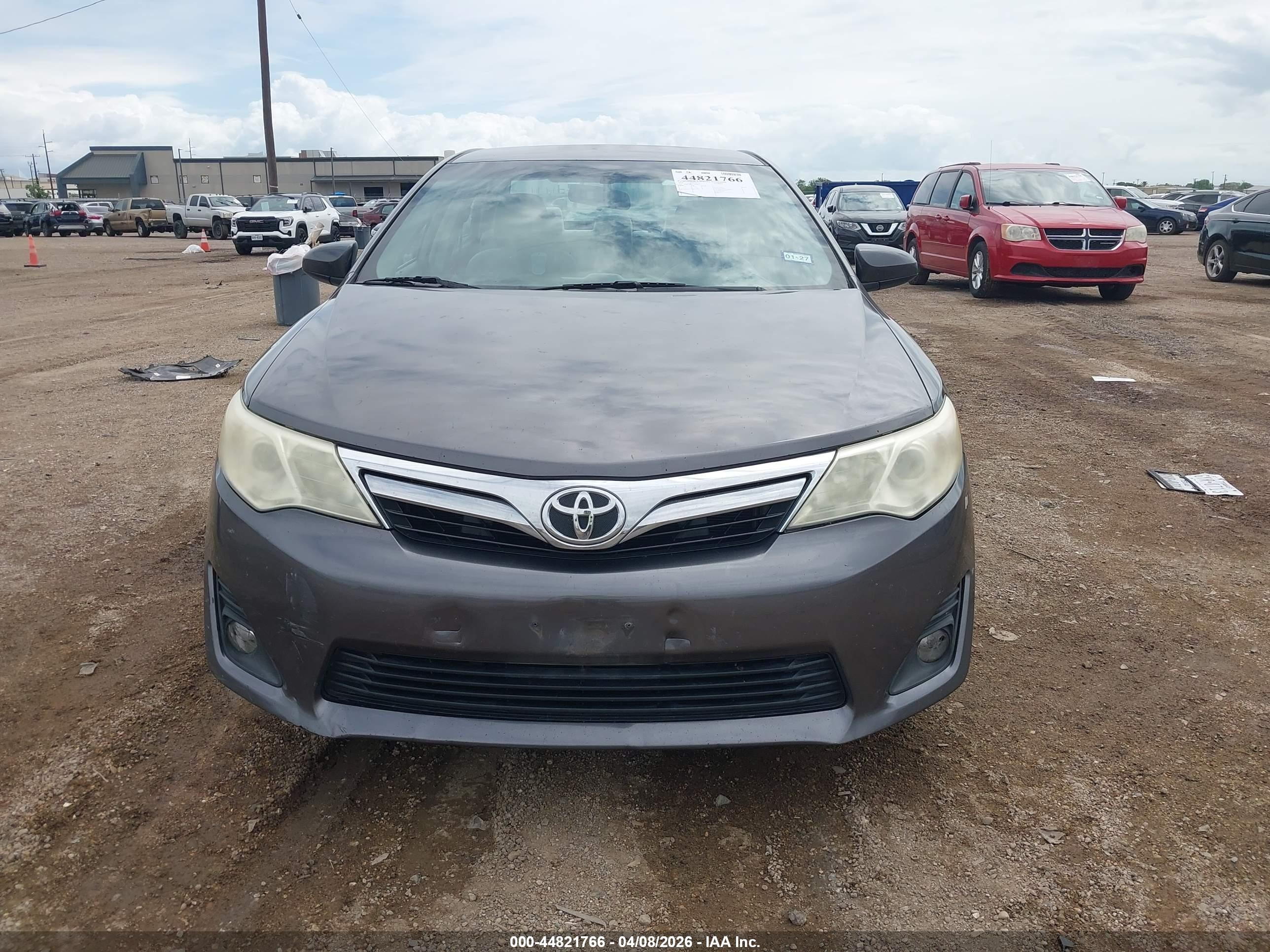 2014 Toyota Camry Le Gray vin: 4T4BF1FK6ER429473