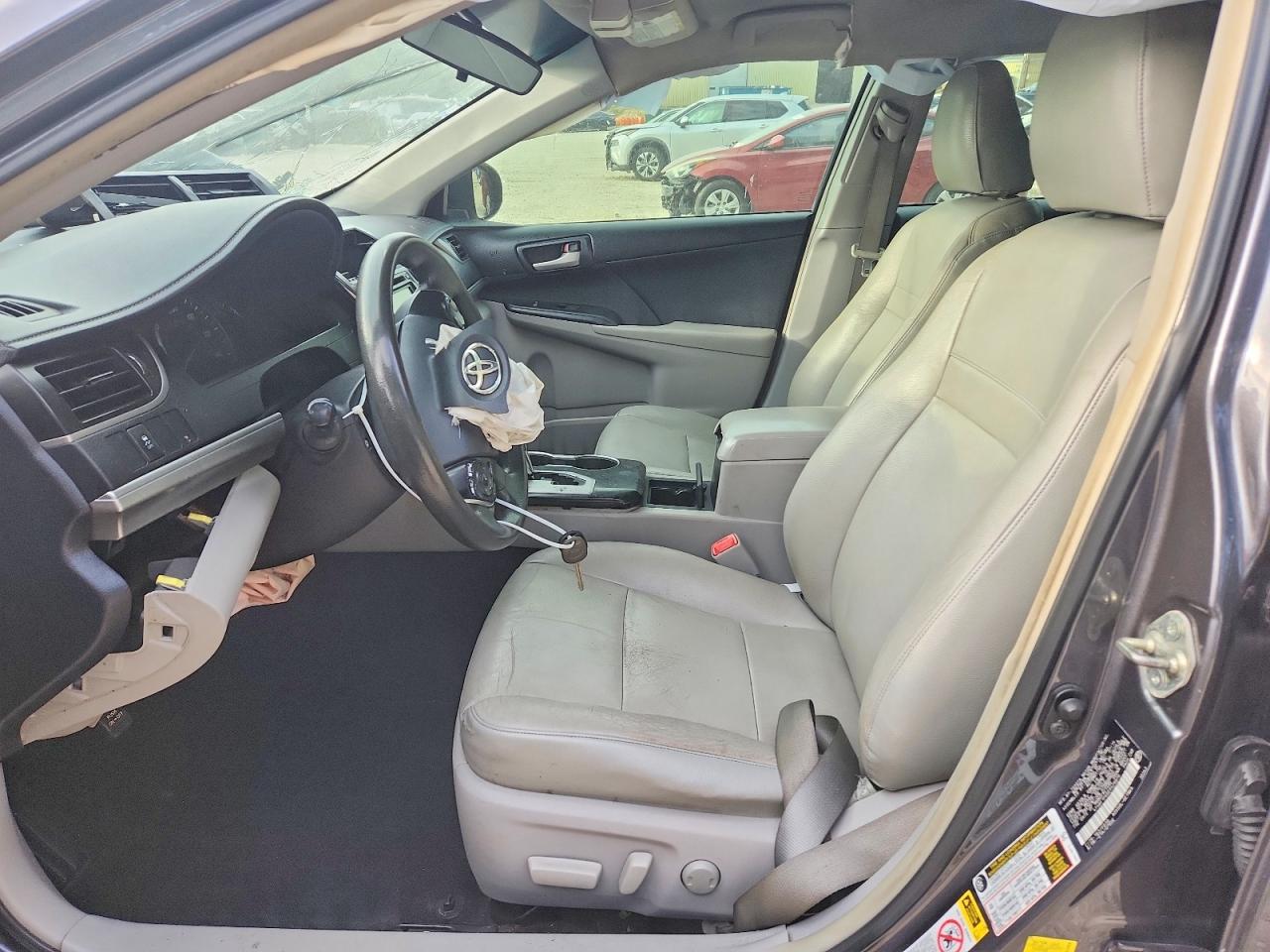 2014 Toyota Camry Le Gray vin: 4T4BF1FK6ER429876