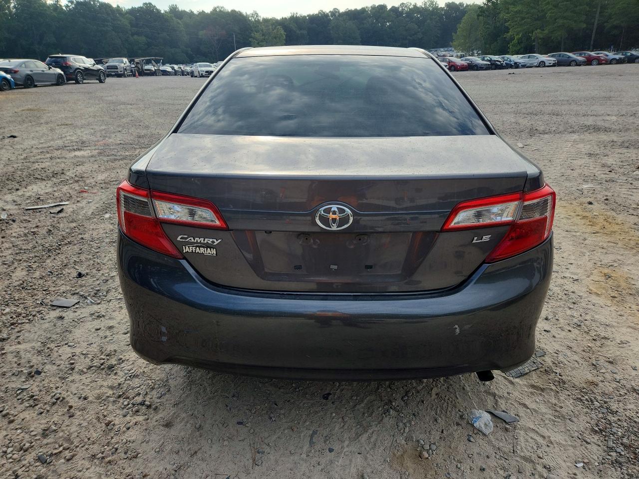 2014 Toyota Camry Le Gray vin: 4T4BF1FK6ER429876