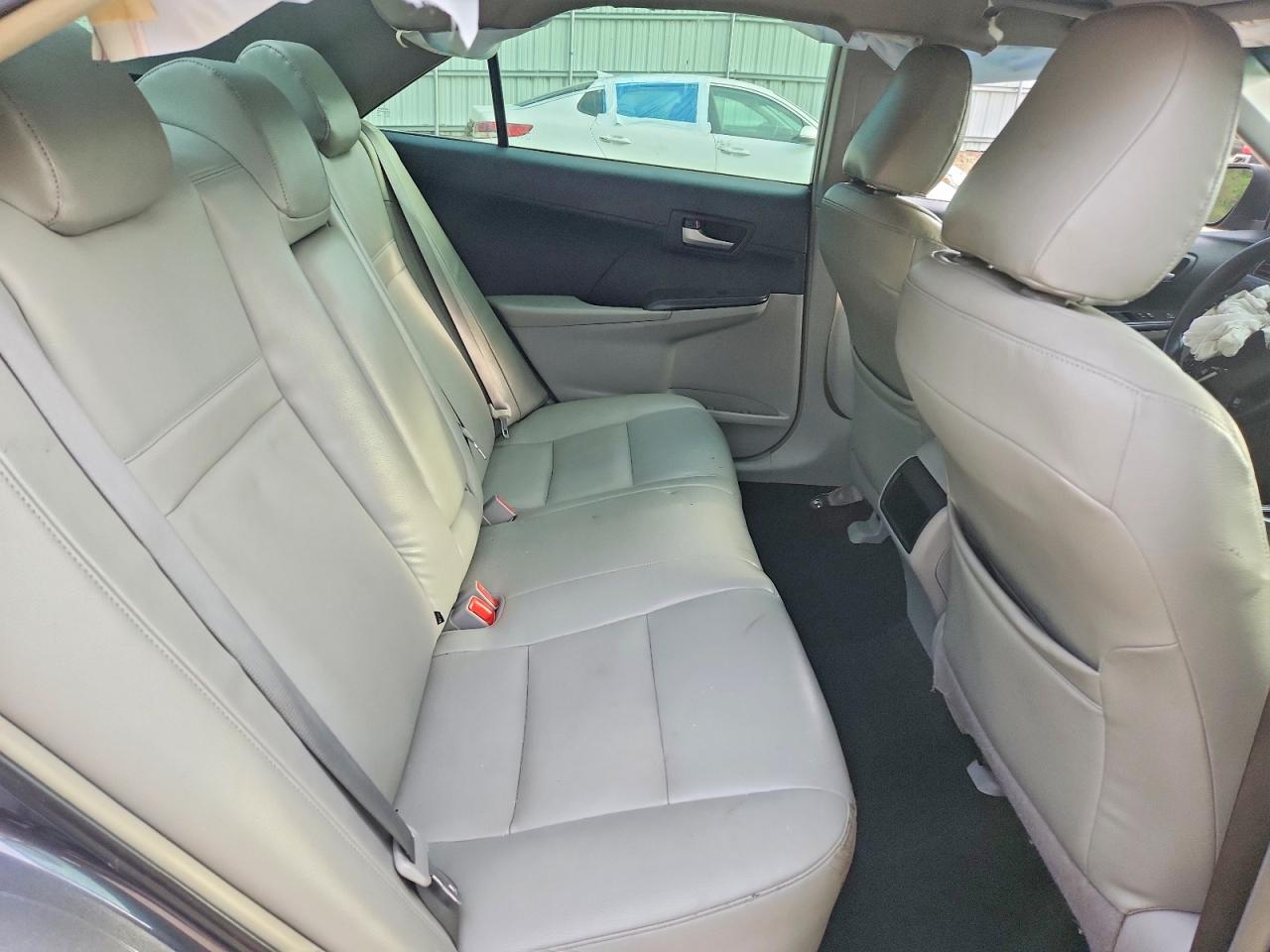 2014 Toyota Camry Le Gray vin: 4T4BF1FK6ER429876