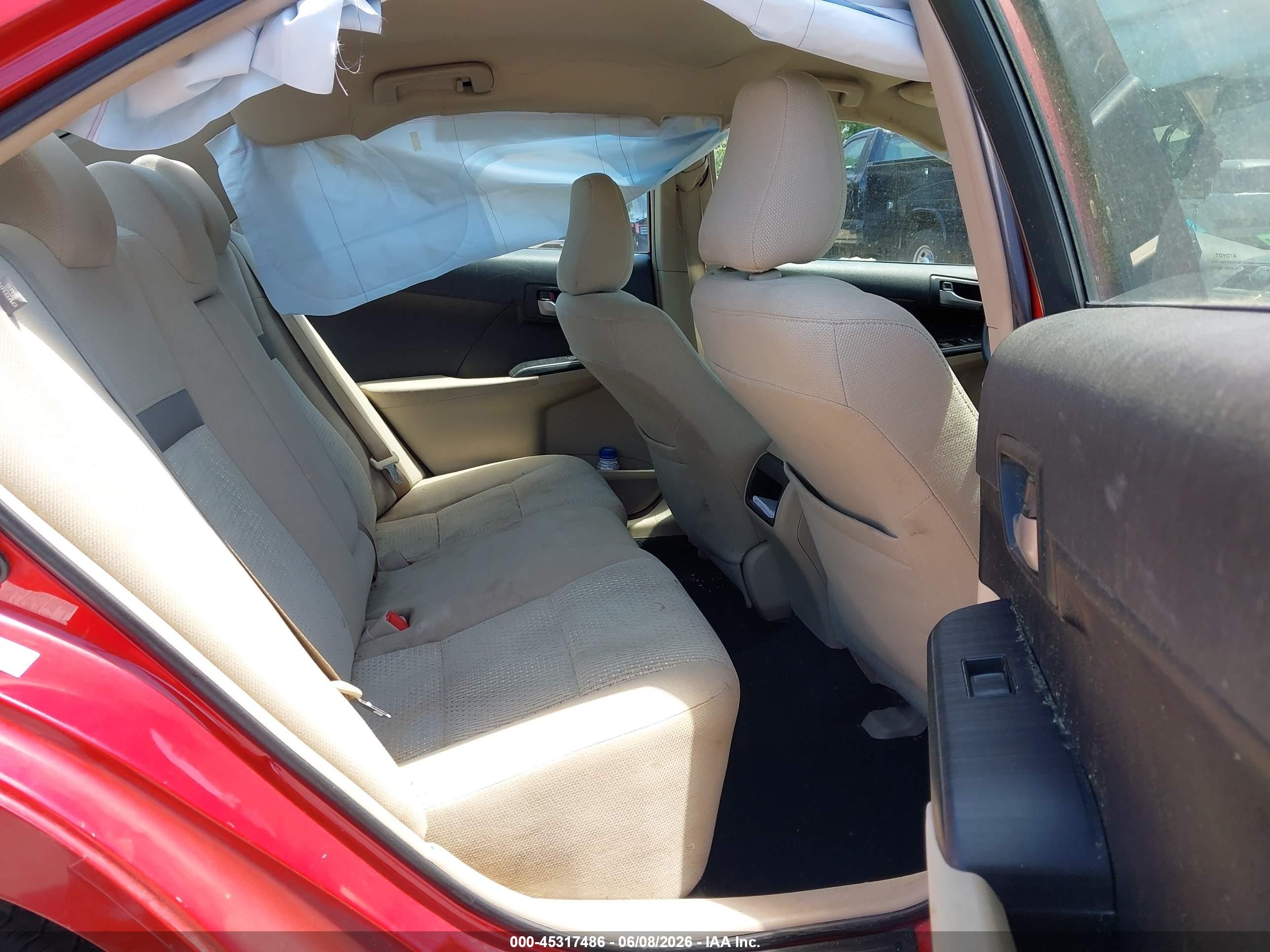 2014 Toyota Camry Le Red vin: 4T4BF1FK6ER436875