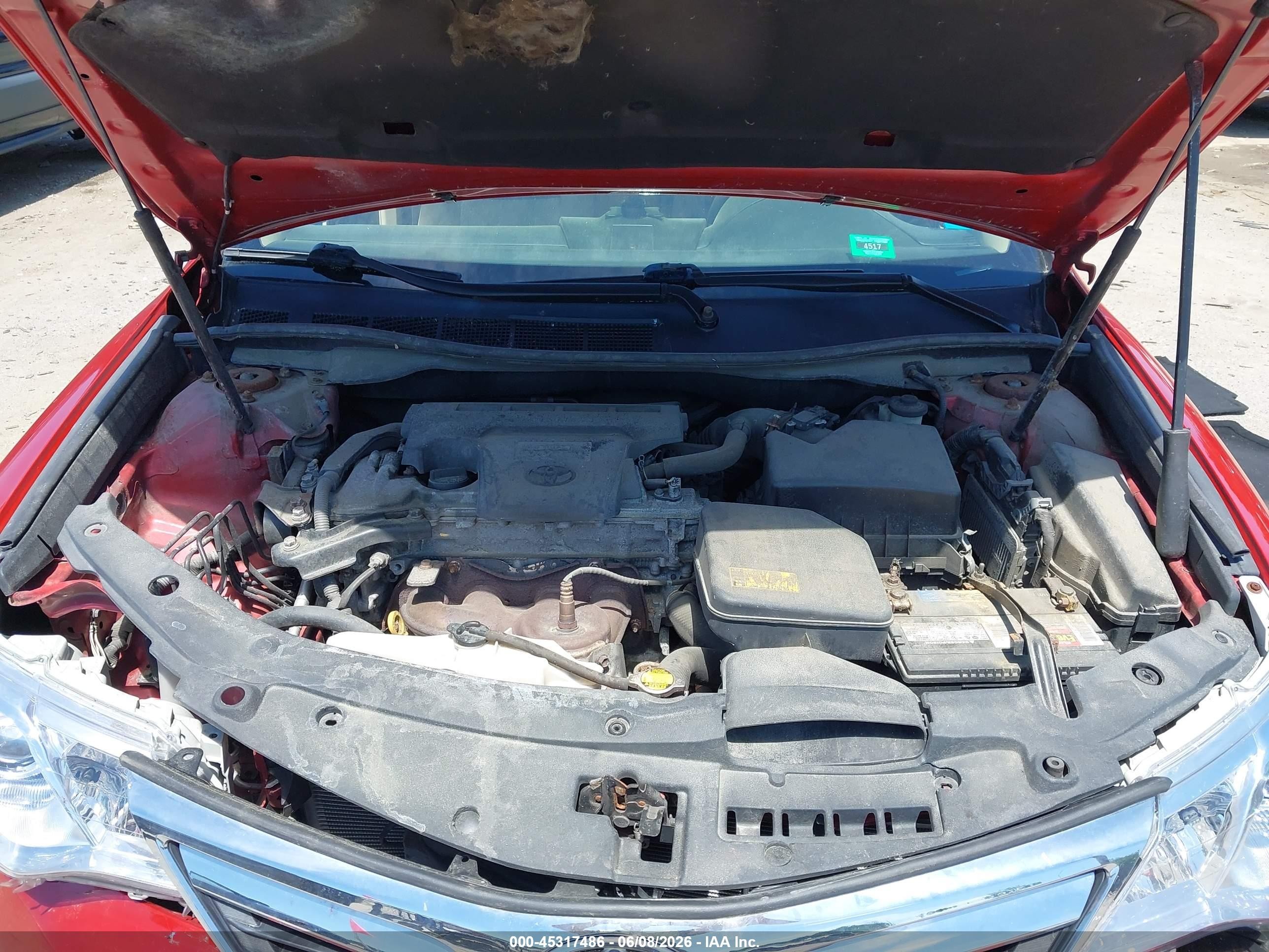 2014 Toyota Camry Le Red vin: 4T4BF1FK6ER436875