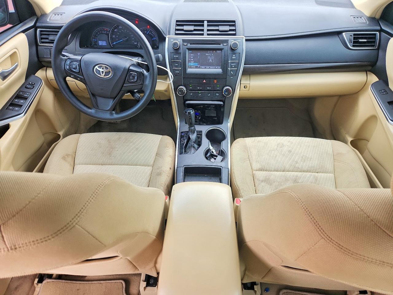 2015 Toyota Camry Le Beige vin: 4T4BF1FK6FR450518