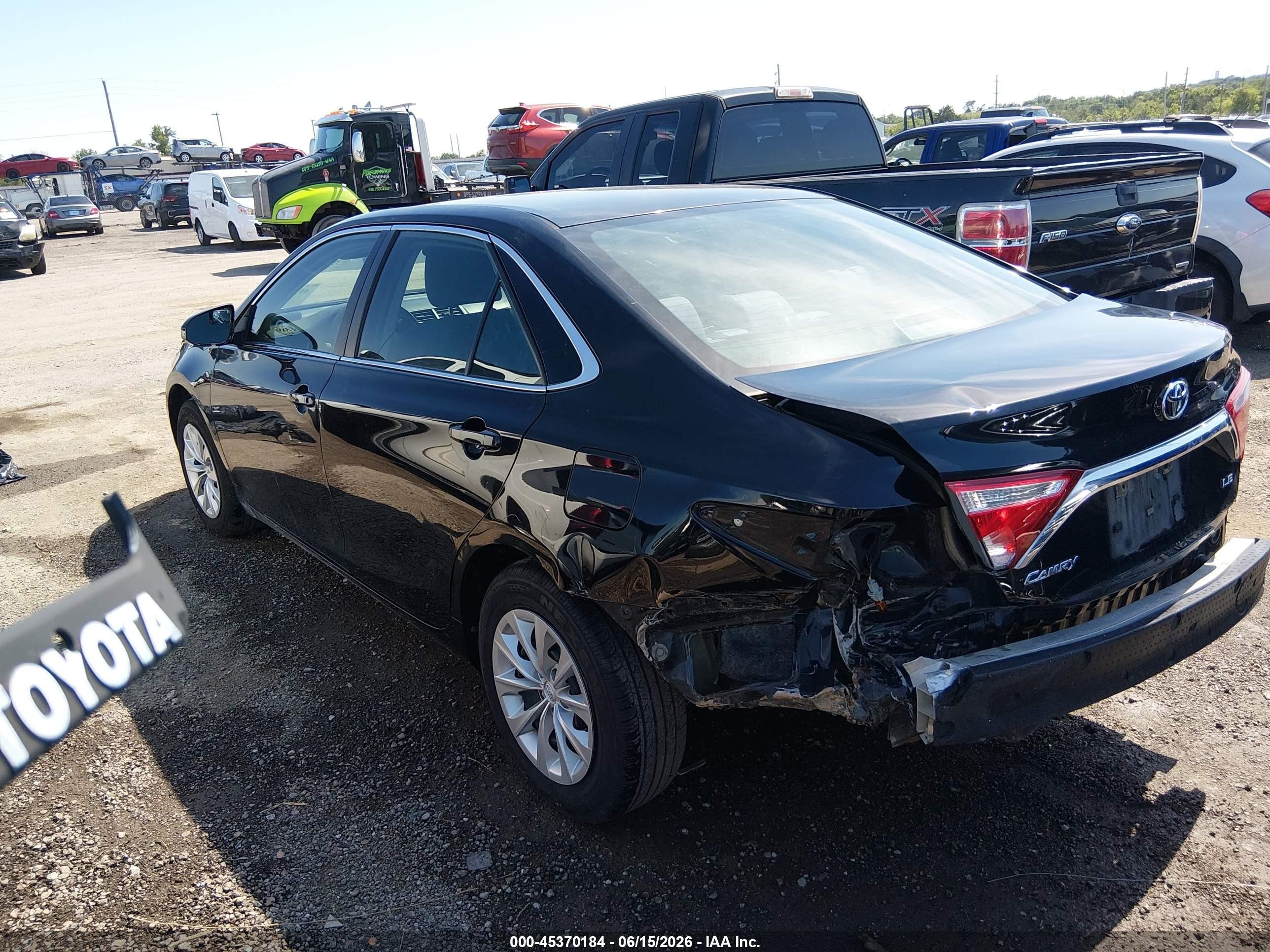 2015 Toyota Camry Le Black vin: 4T4BF1FK6FR451328