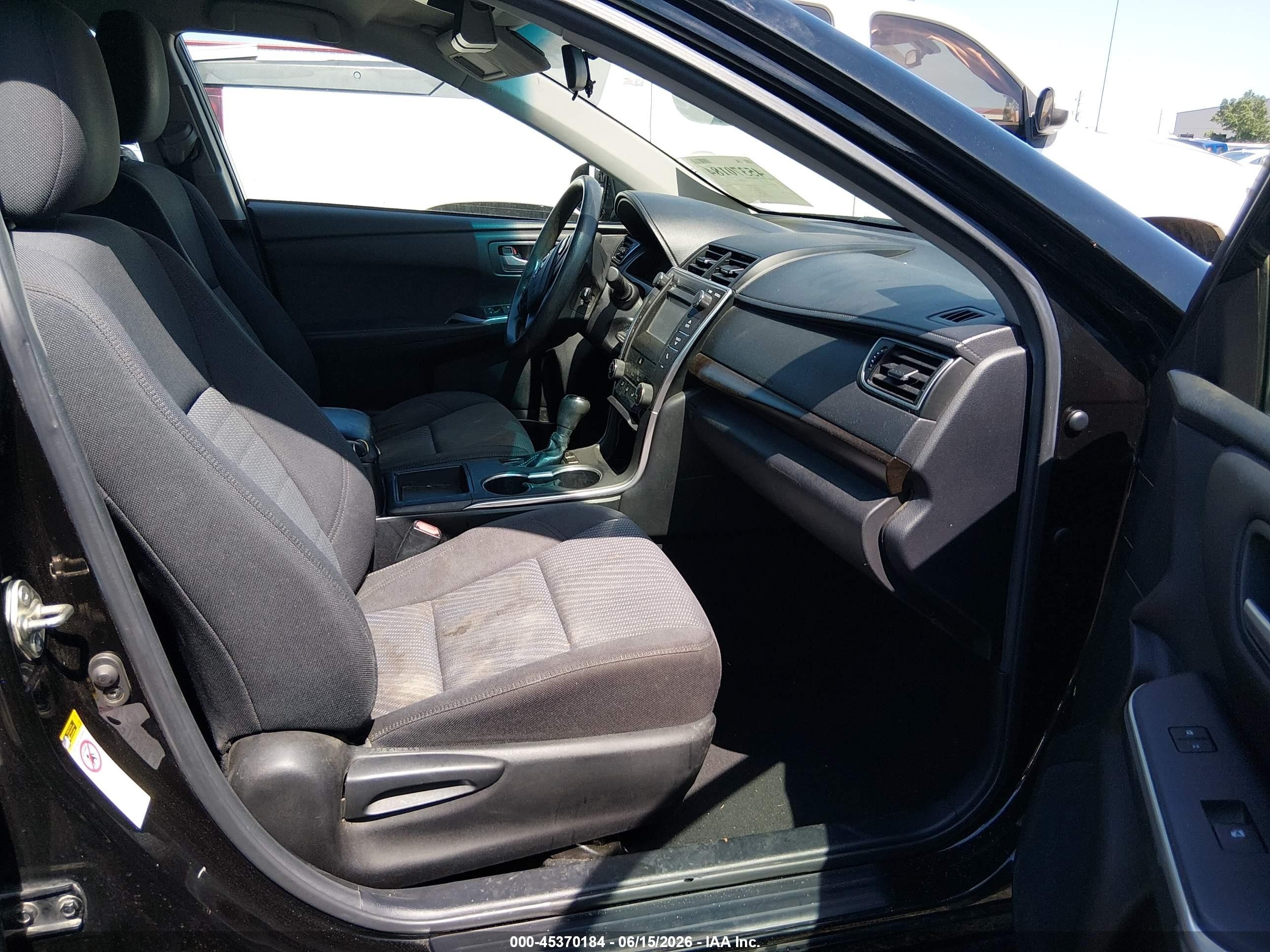 2015 Toyota Camry Le Black vin: 4T4BF1FK6FR451328