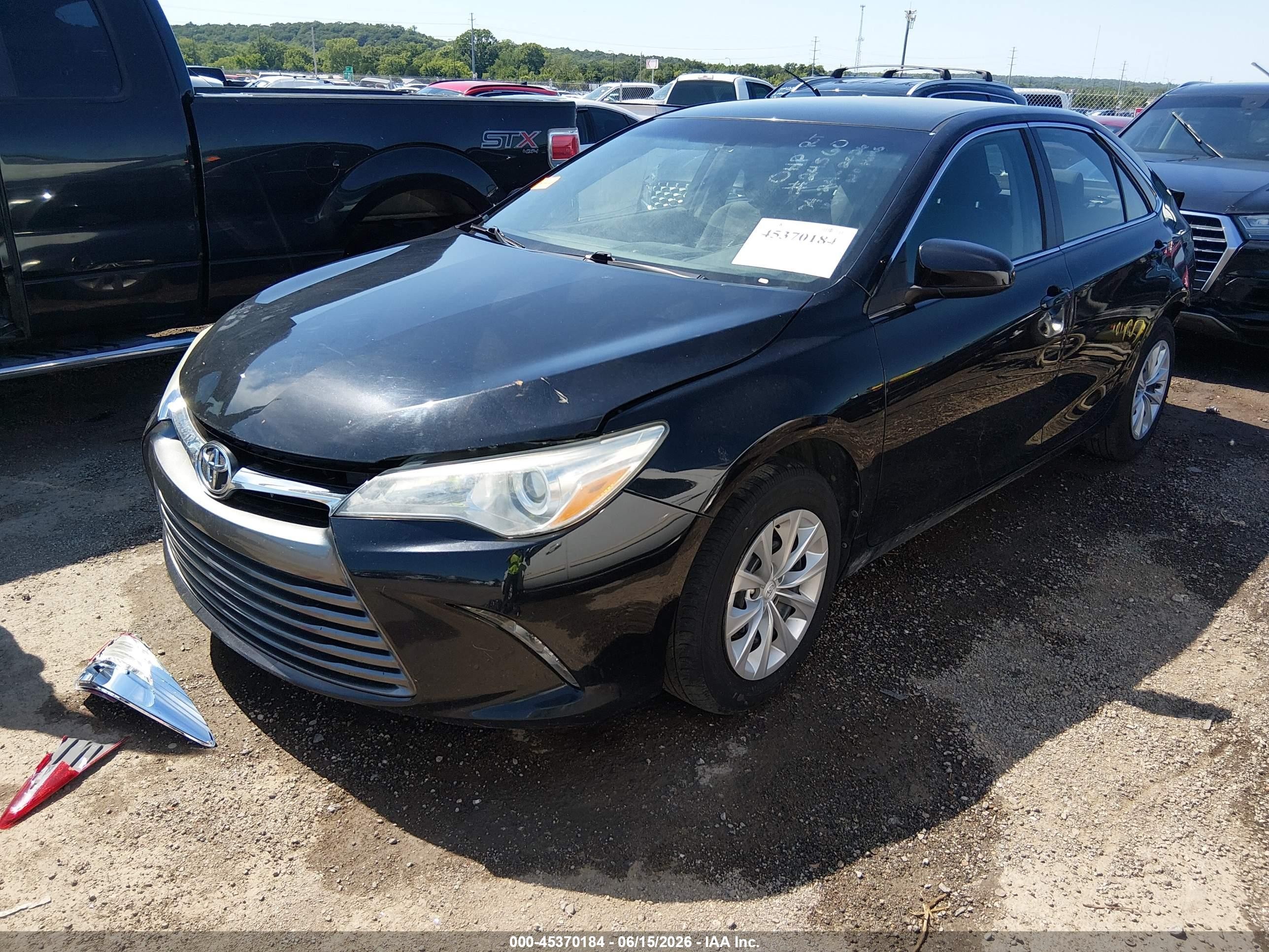 2015 Toyota Camry Le Black vin: 4T4BF1FK6FR451328
