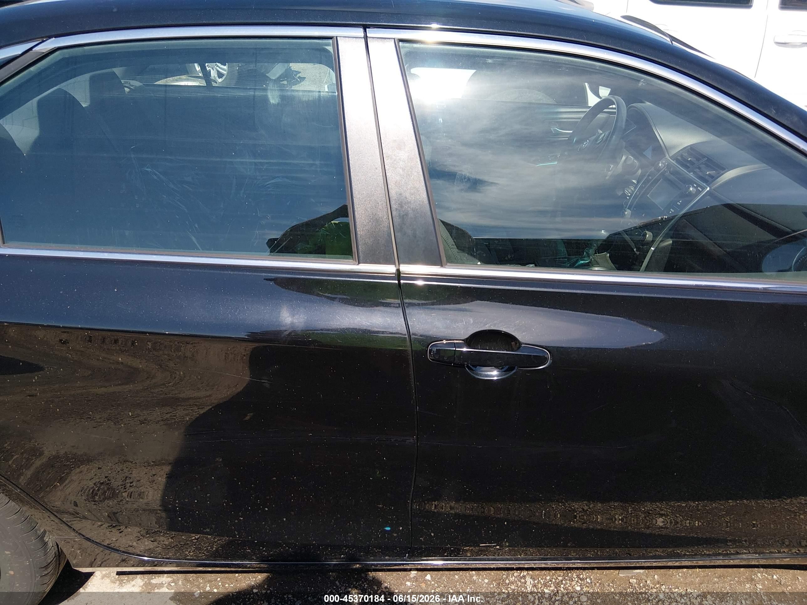 2015 Toyota Camry Le Black vin: 4T4BF1FK6FR451328