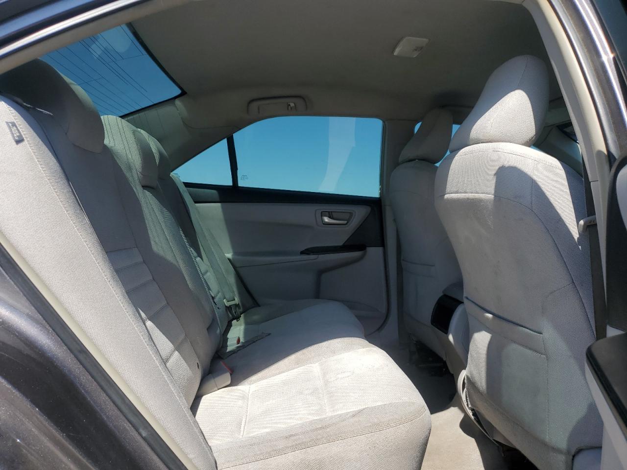 2015 Toyota Camry Le Gray vin: 4T4BF1FK6FR455637