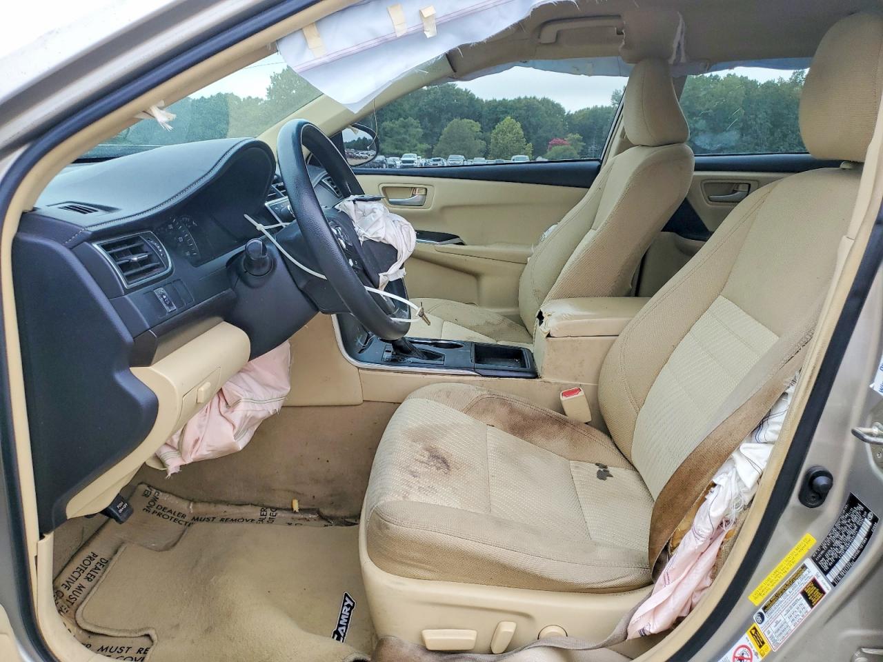 2015 Toyota Camry Le Золотой vin: 4T4BF1FK6FR460174