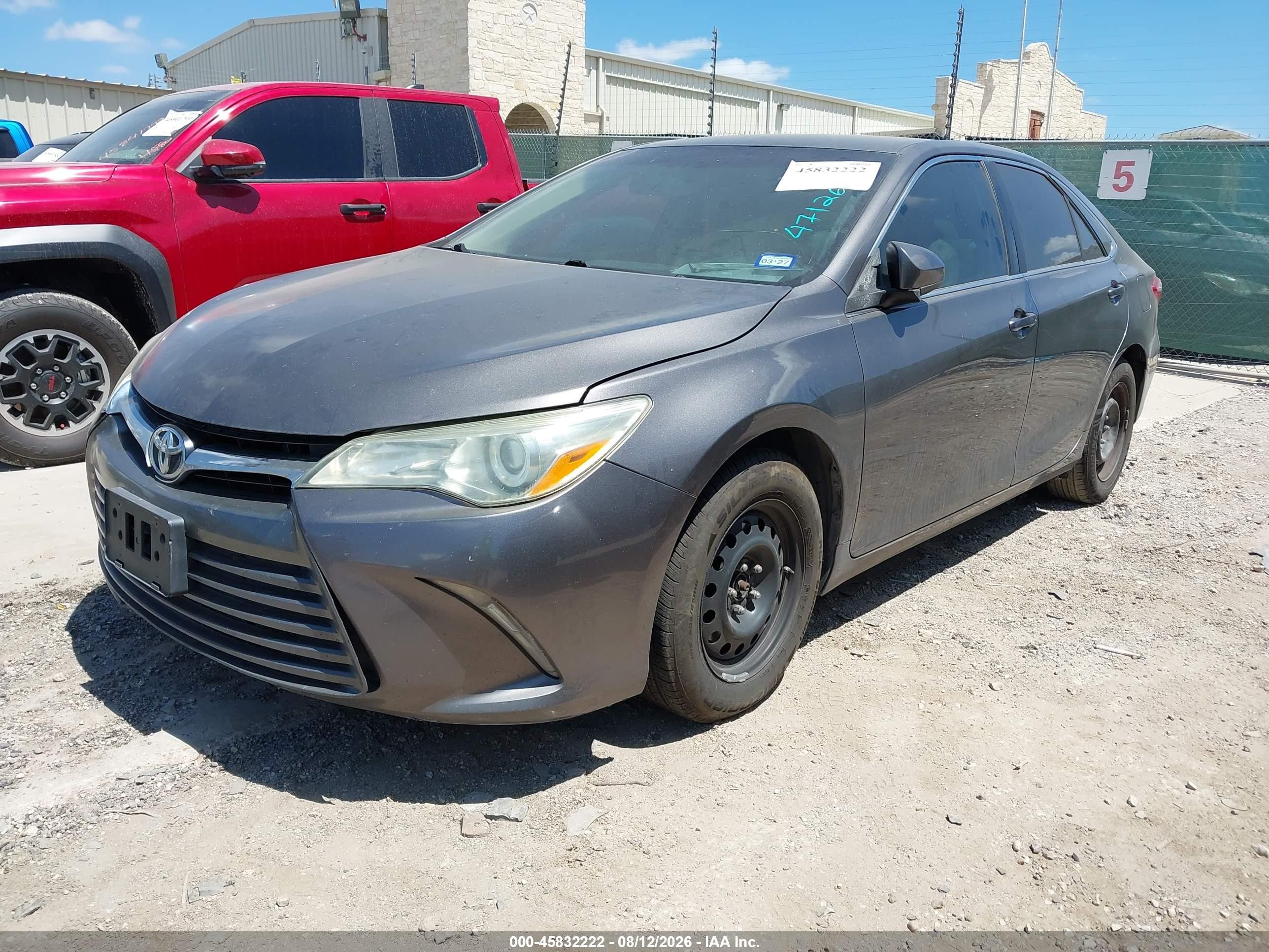 2015 Toyota Camry Le Gray vin: 4T4BF1FK6FR471269