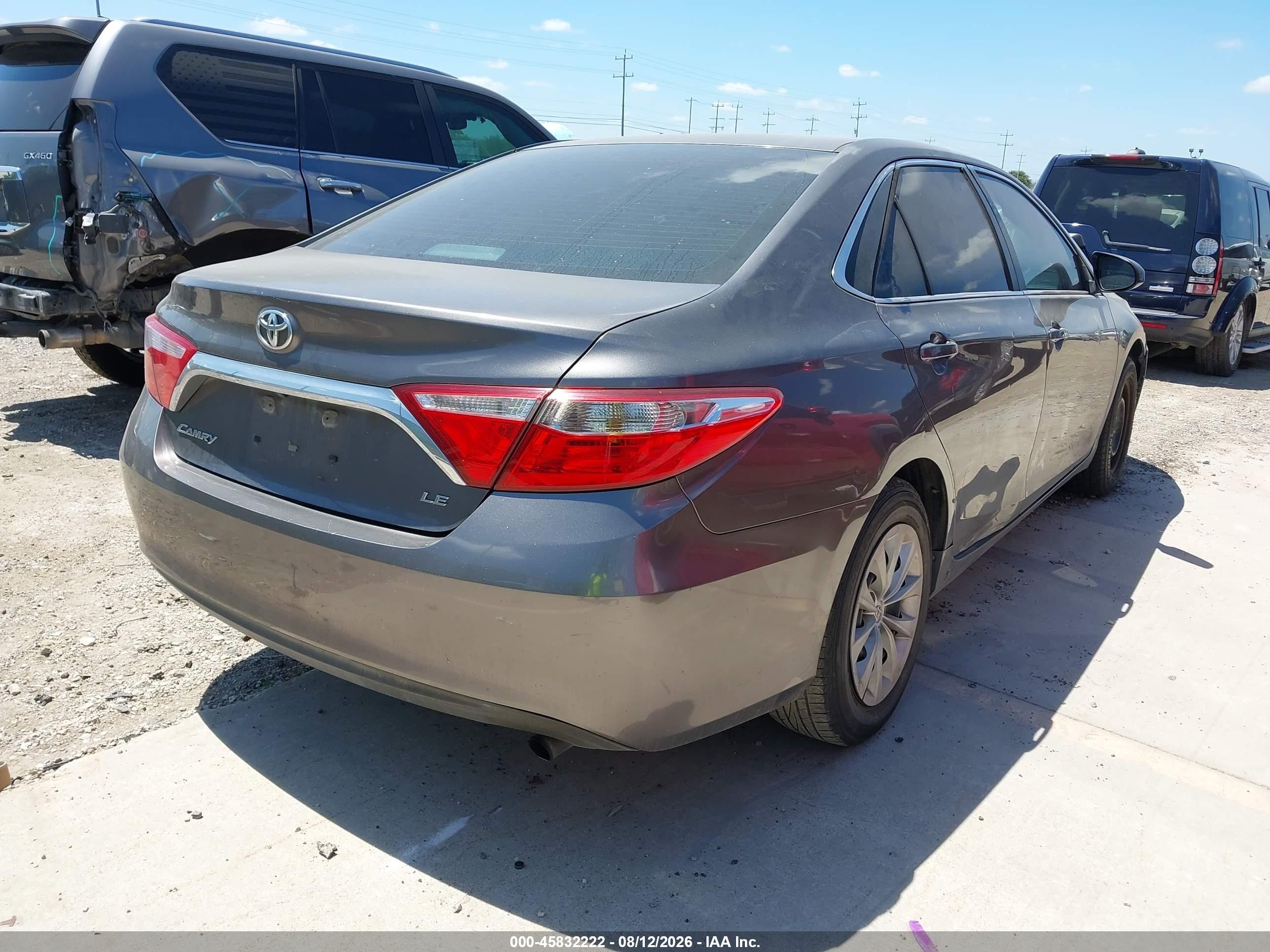 2015 Toyota Camry Le Gray vin: 4T4BF1FK6FR471269