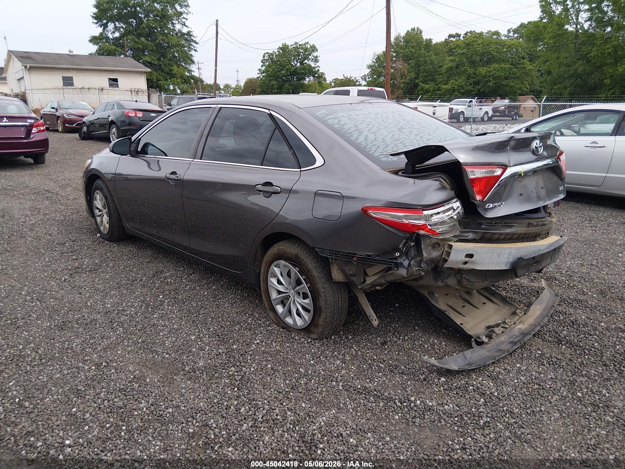 2015 Toyota Camry Le Gray vin: 4T4BF1FK6FR477248