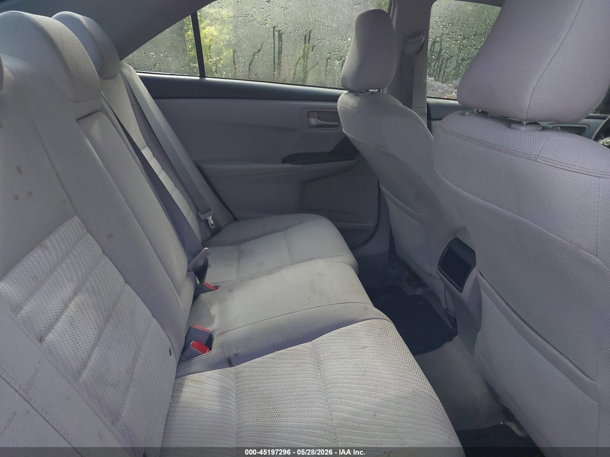 2015 Toyota Camry Le Синий vin: 4T4BF1FK6FR478416