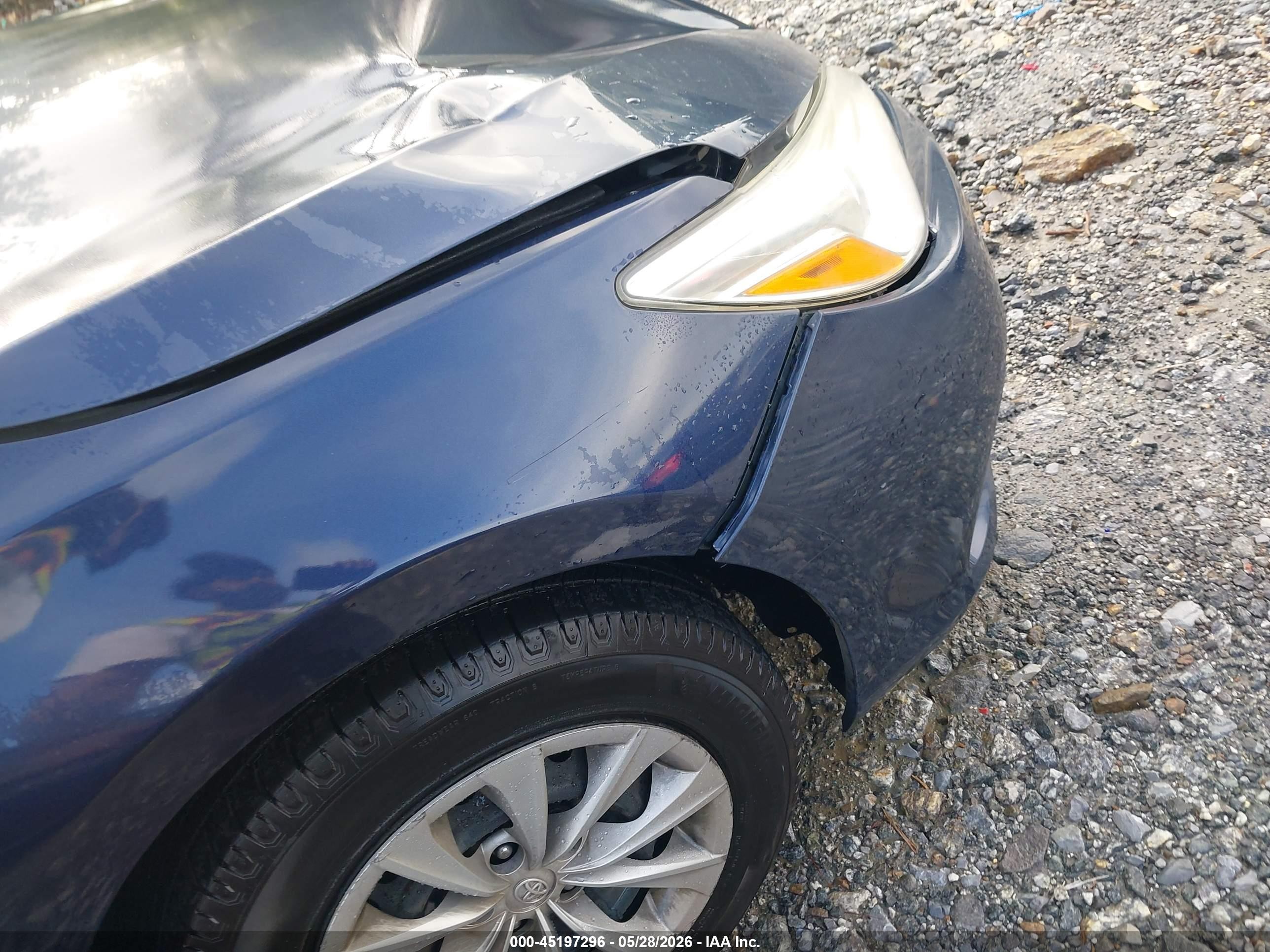 2015 Toyota Camry Le Синий vin: 4T4BF1FK6FR478416