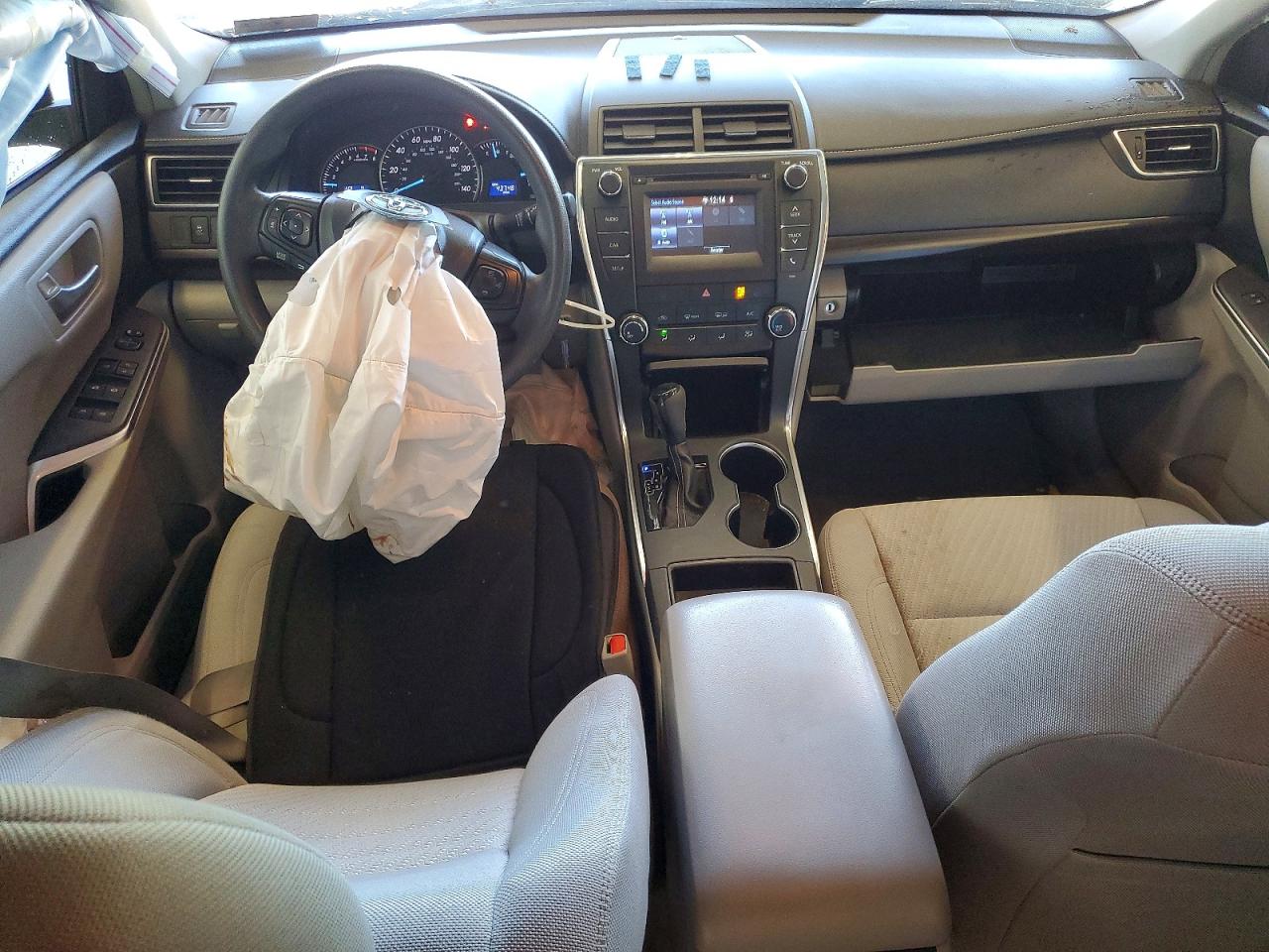 2015 Toyota Camry Le White vin: 4T4BF1FK6FR485429