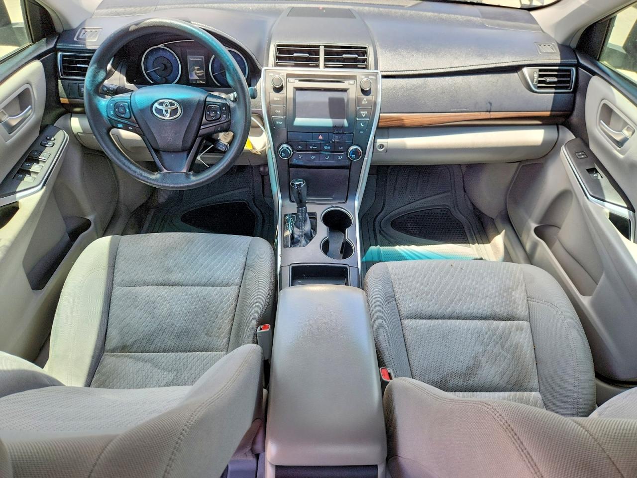 2016 Toyota Camry Le Gray vin: 4T4BF1FK6GR547901