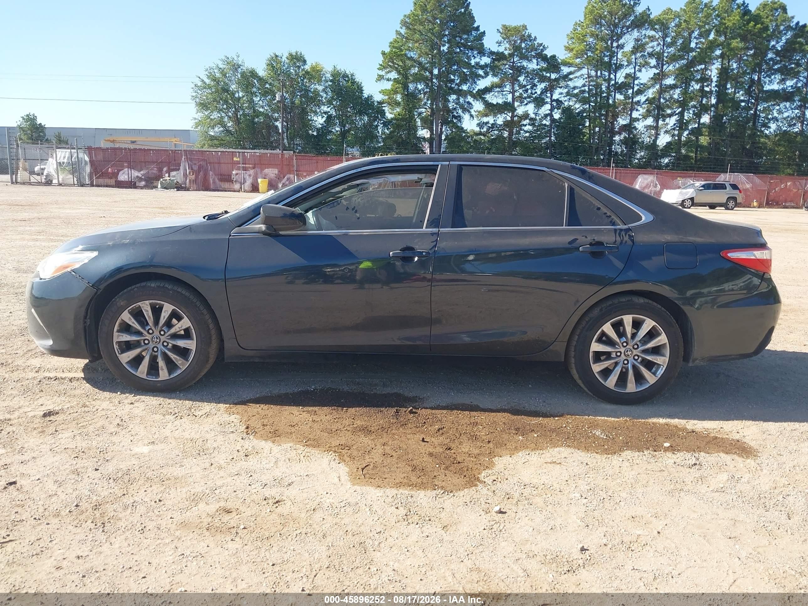2016 Toyota Camry Xle Black vin: 4T4BF1FK6GR548806