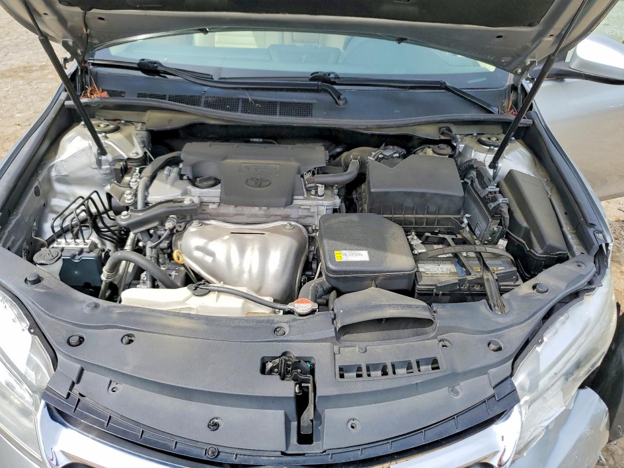 2016 Toyota Camry Xle Silver vin: 4T4BF1FK6GR571891